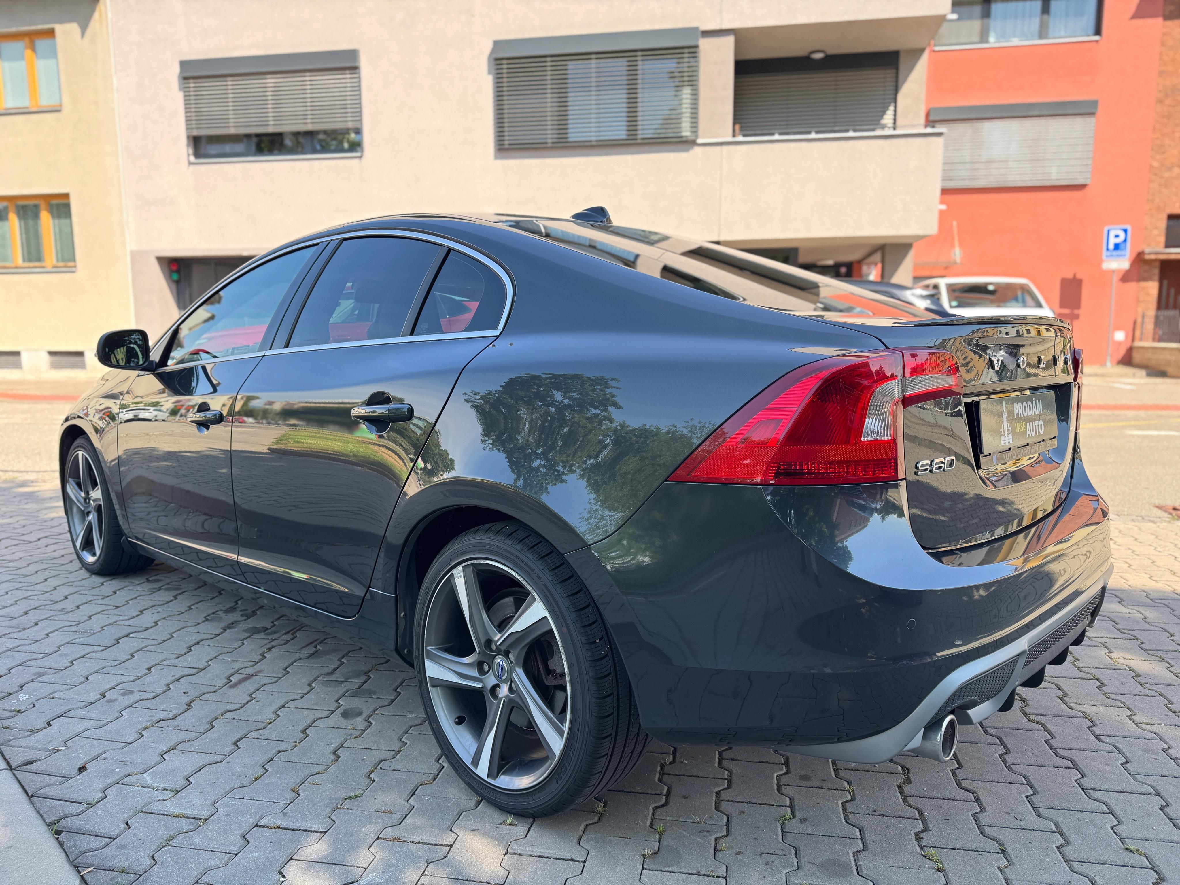 Volvo S60, 2.4D5 R-Design servis.historie - fotka 4