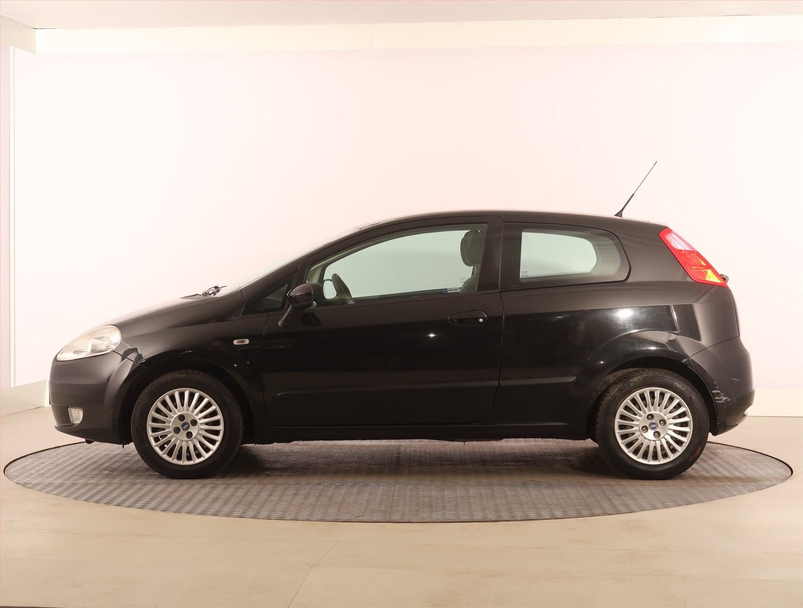 Fiat Grande Punto, 1.4 - fotka 3