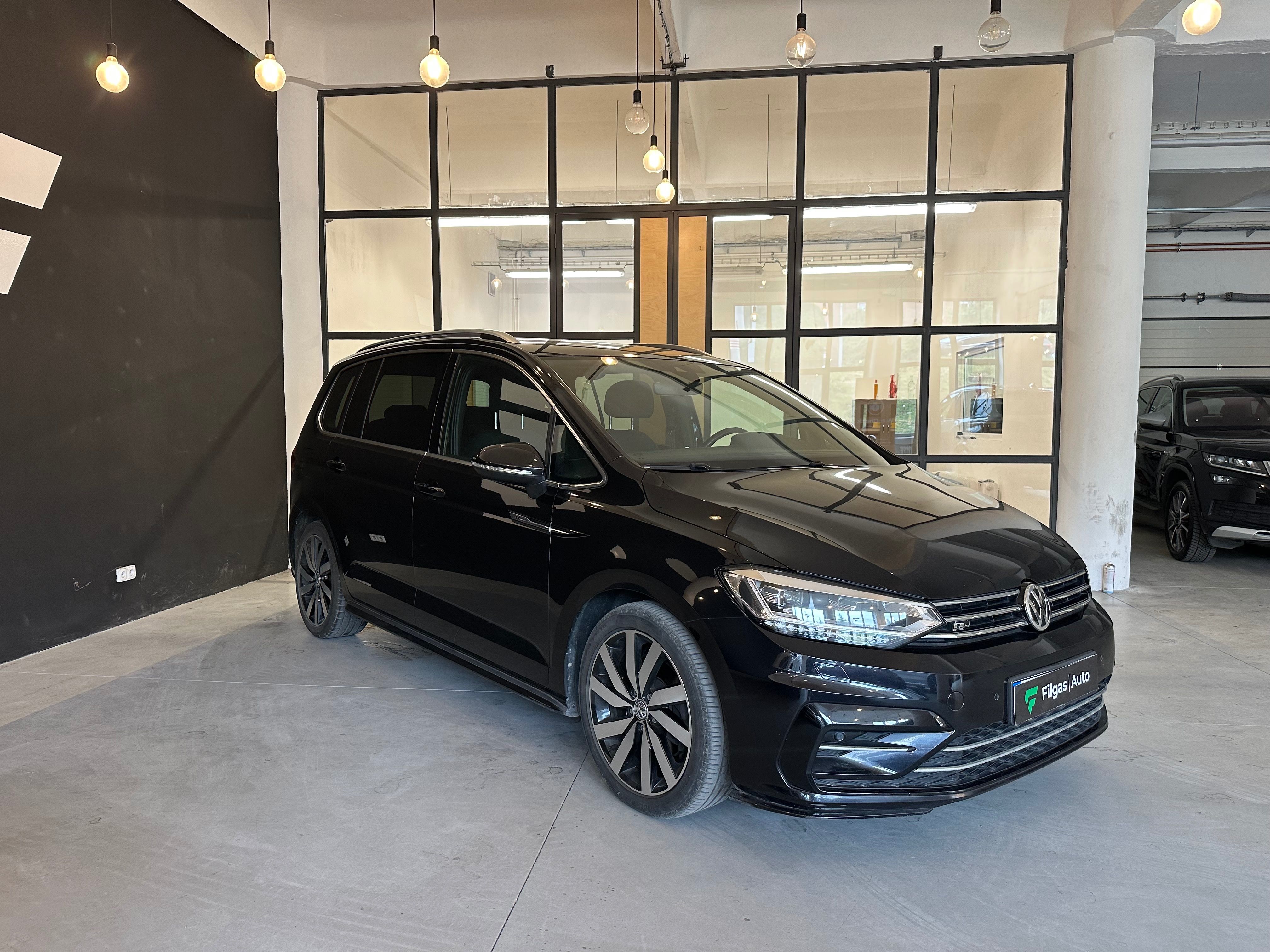 Volkswagen Touran, R-LINE 2.0TDI 110KW DSG WEBAST - fotka 3