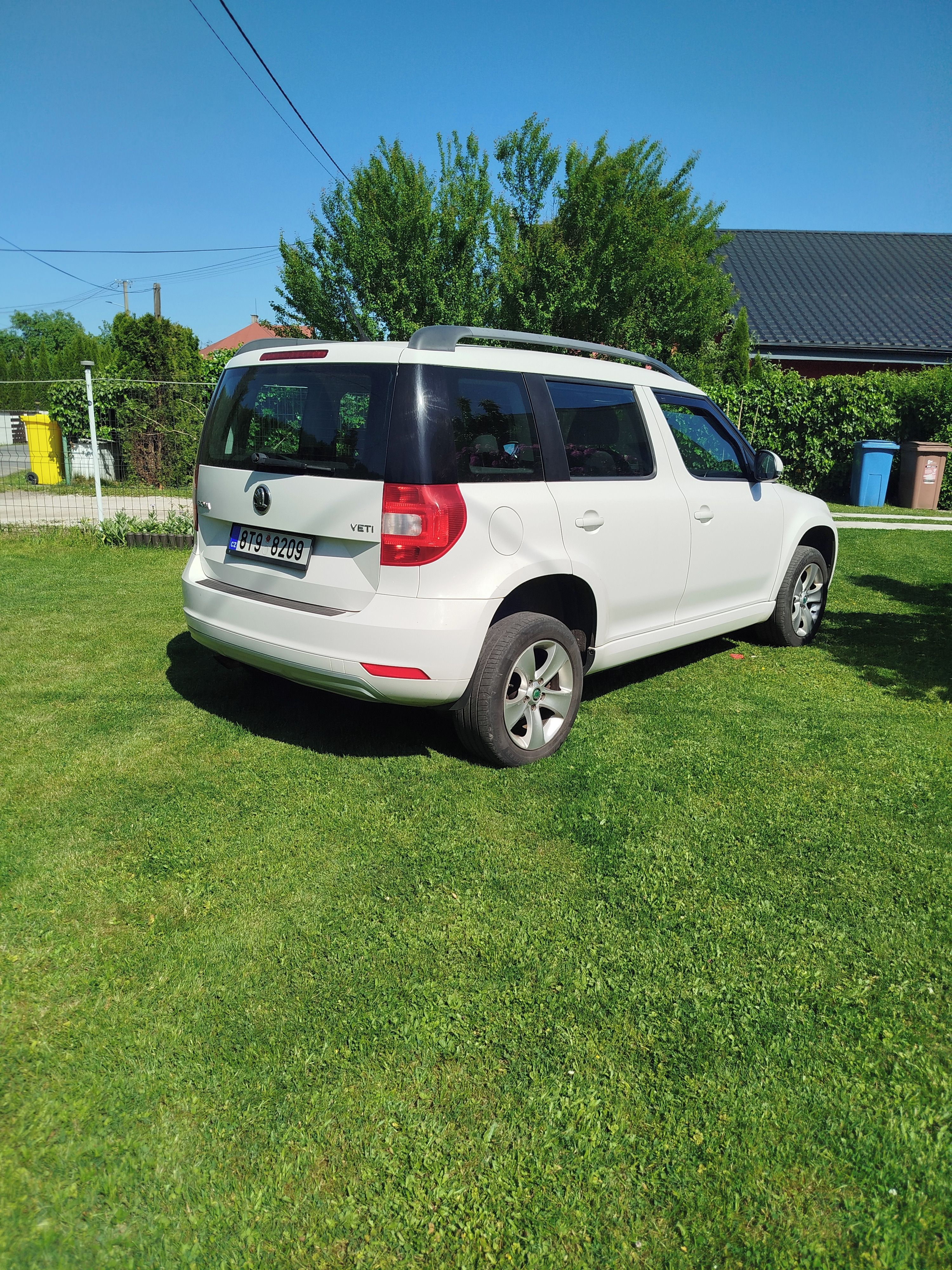 Škoda Yeti, 1.2 tsi - fotka 2