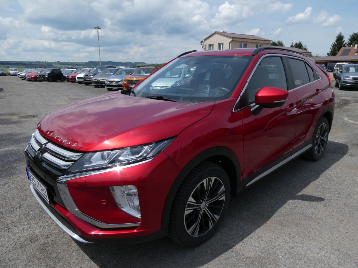 Mitsubishi Eclipse Cross, 1,5 T-MiVEC 120kW AT8,1.majite - fotka 3