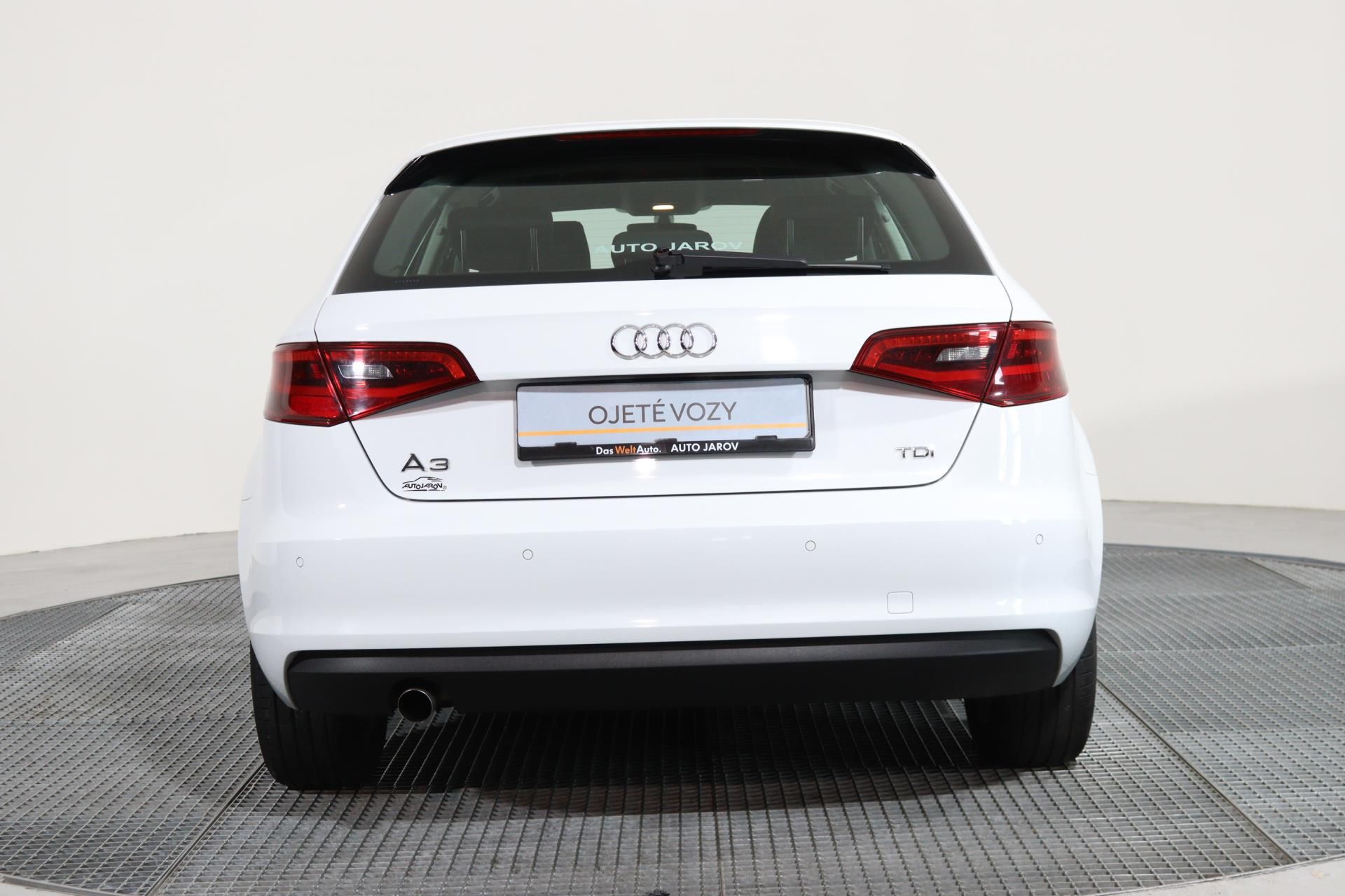 Audi A3, Attraction 1.6 TDI - fotka 6