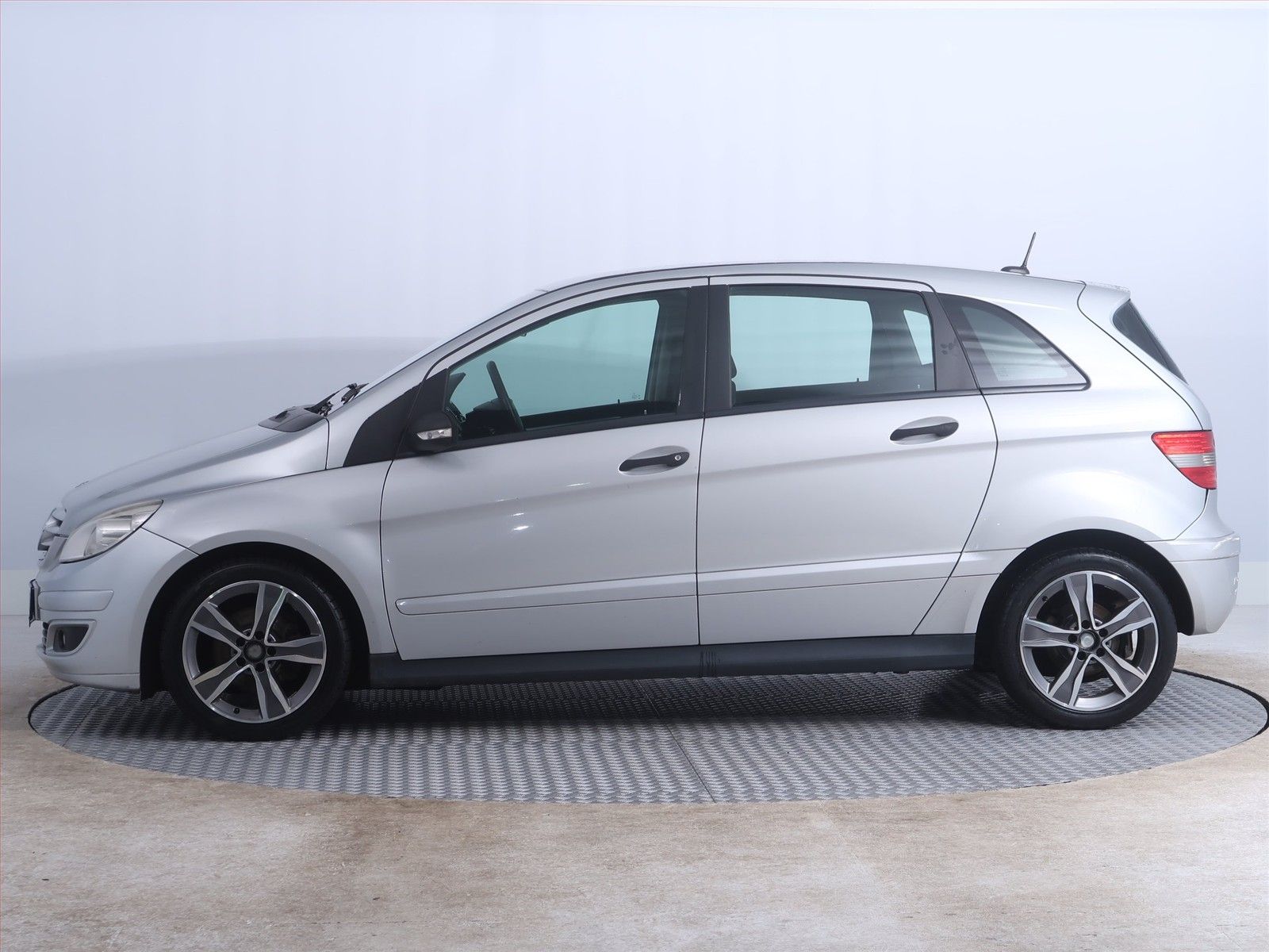 Mercedes-Benz Třídy B, 180 CDI, Edition, NOVÁ CENA - fotka 3
