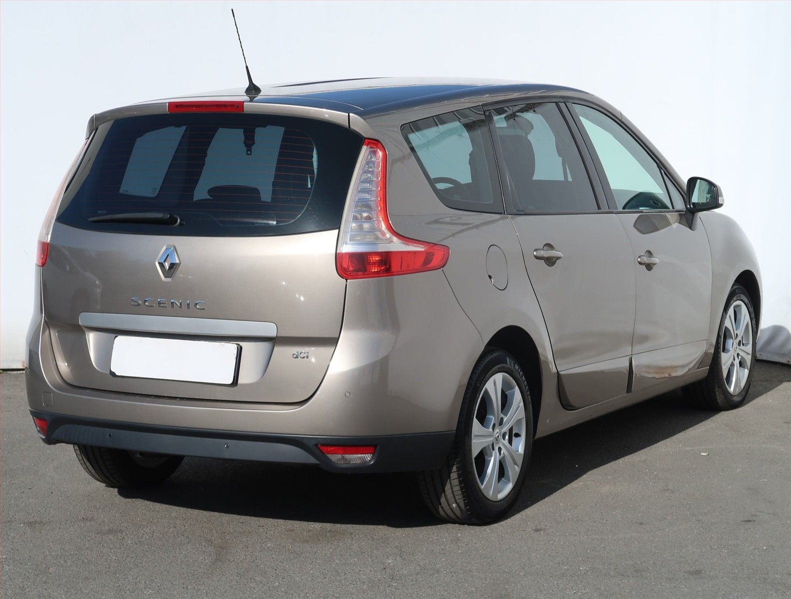 Renault Grand Scénic, 1.9 dCi, ČR,1.maj - fotka 5