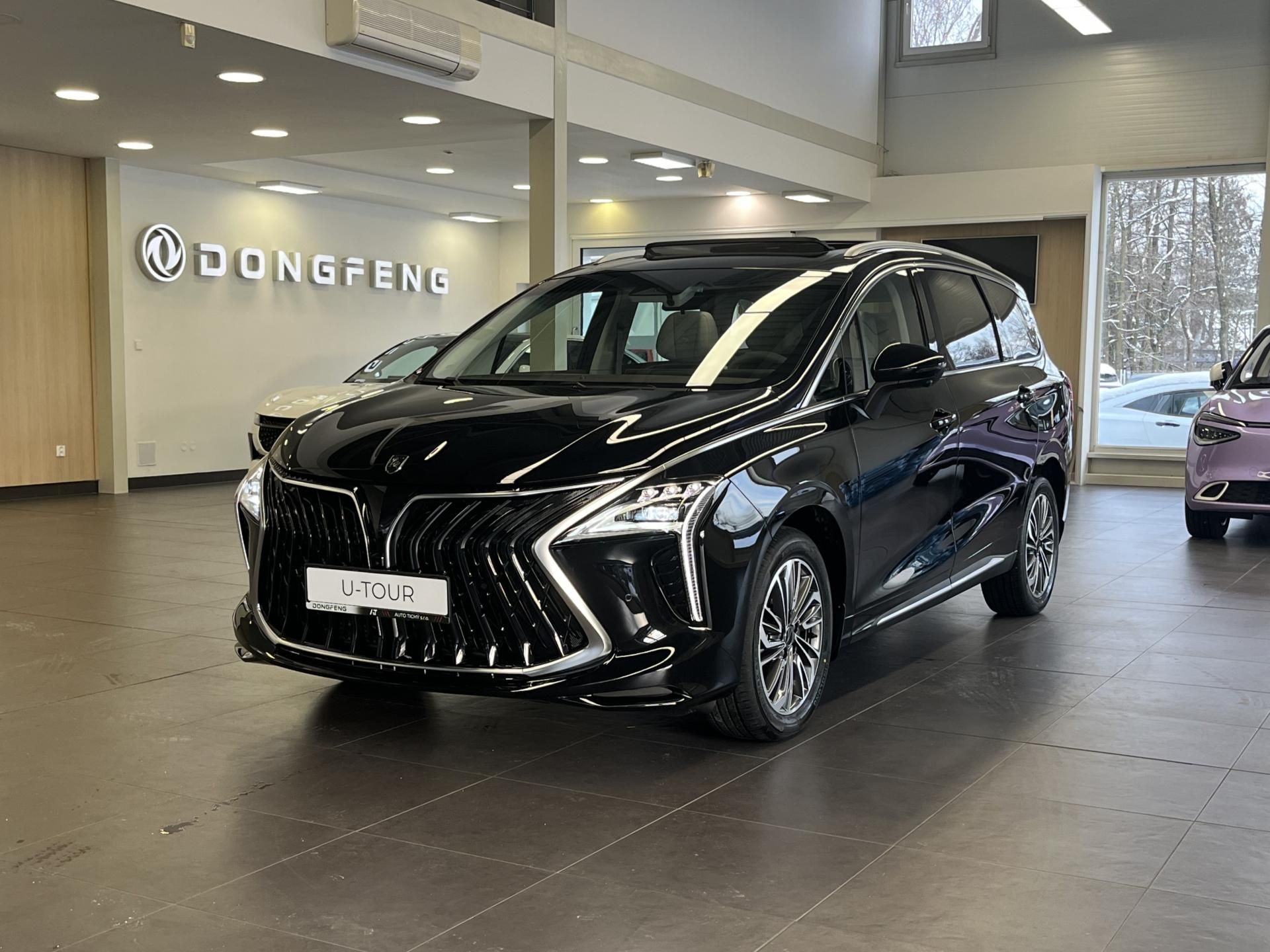 Dongfeng U-Tour, Exclusive FR, TÝDEN DONGFENG