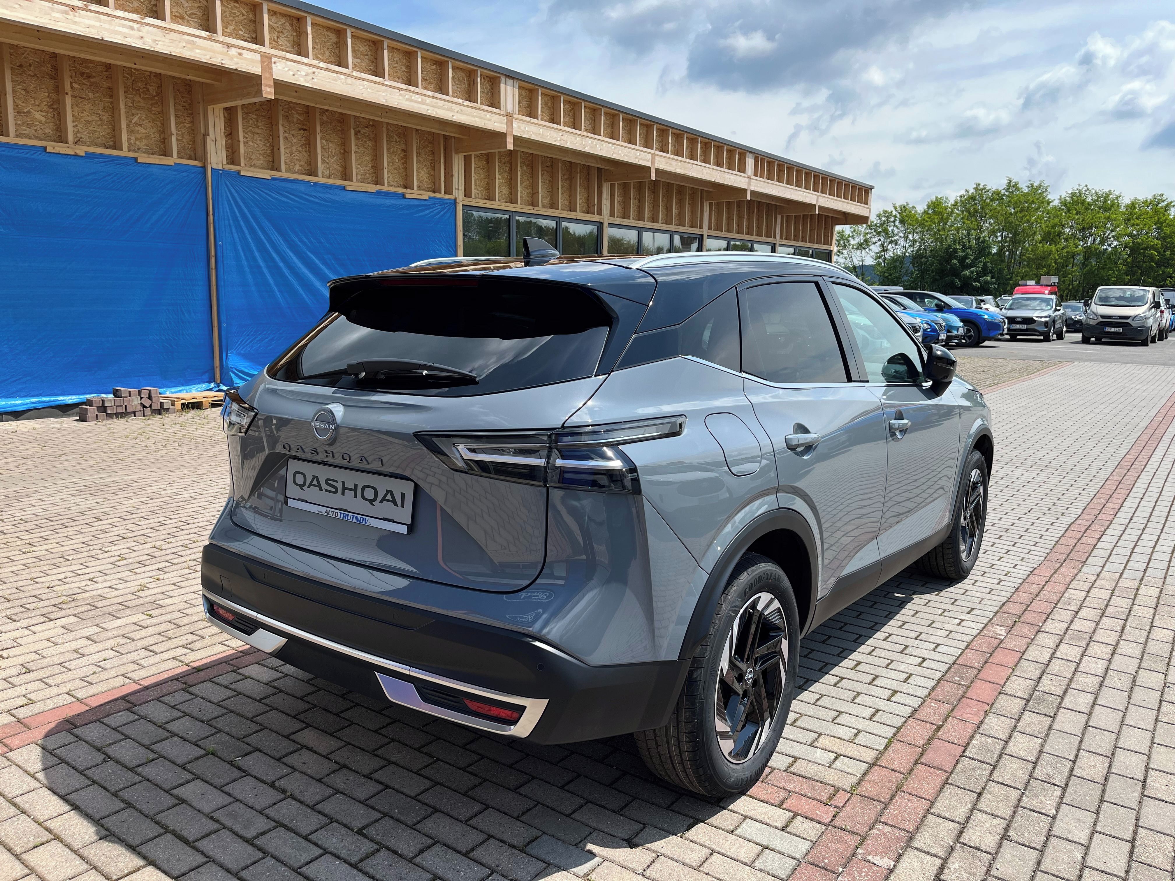 Nissan Qashqai, 1.3 DIG-T 103 kW N-Connecta - fotka 5