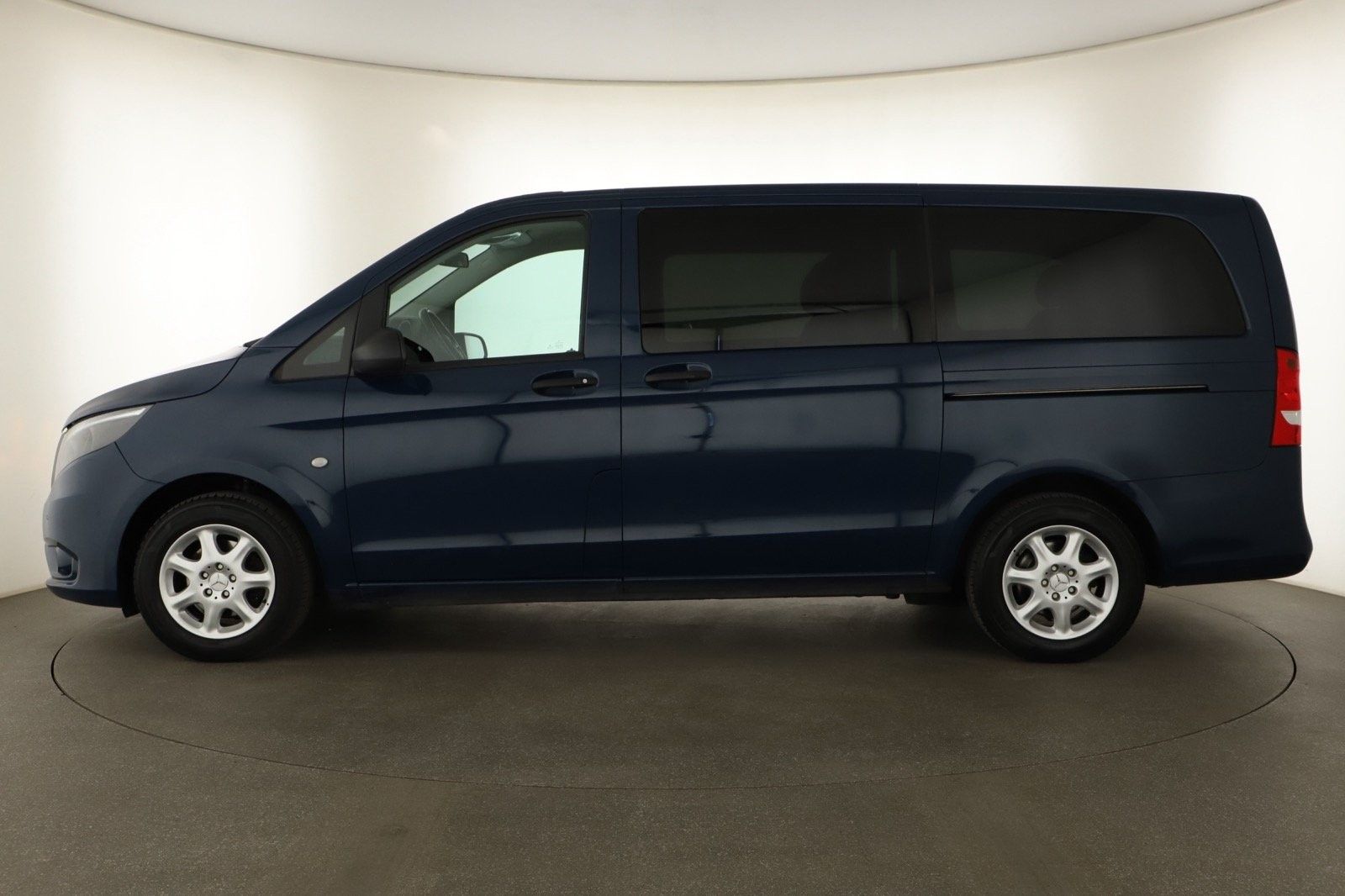Mercedes-Benz Vito, 114 CDI, Tourer/L, 8 míst - fotka 3