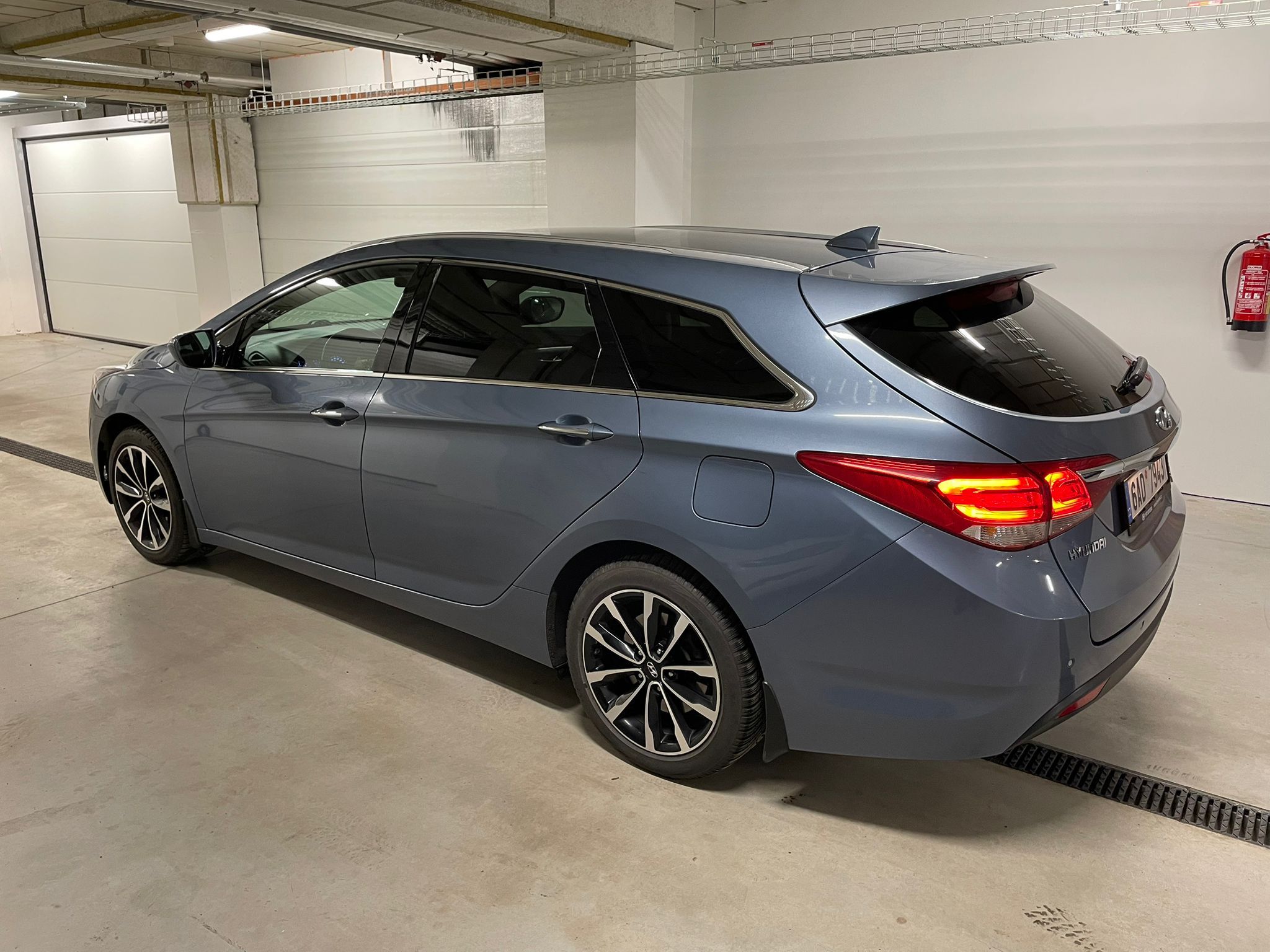 Hyundai i40, top stav, servisní historie - fotka 5