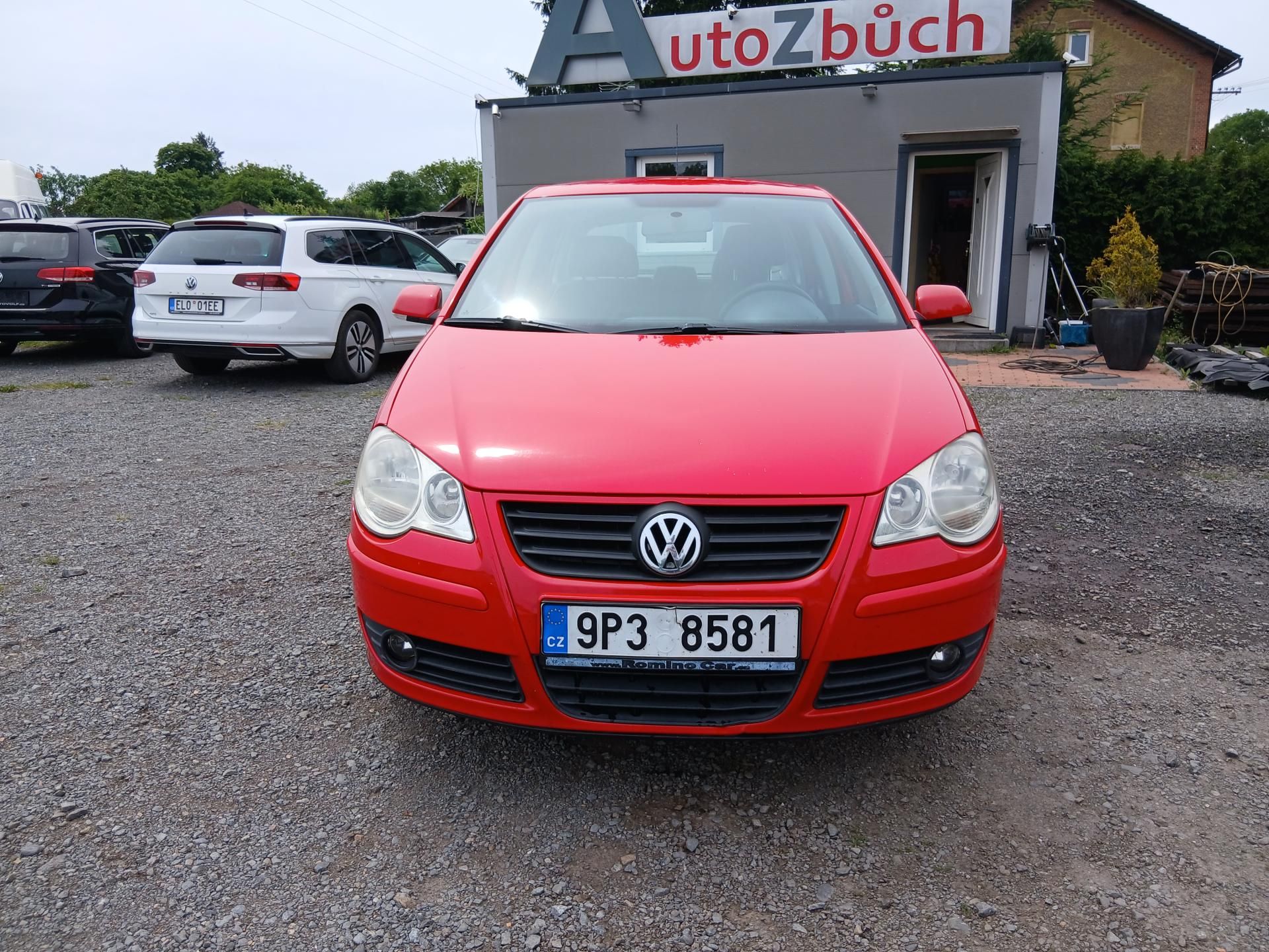 Volkswagen Polo, 1.2i, ALU, nové prahy - fotka 4