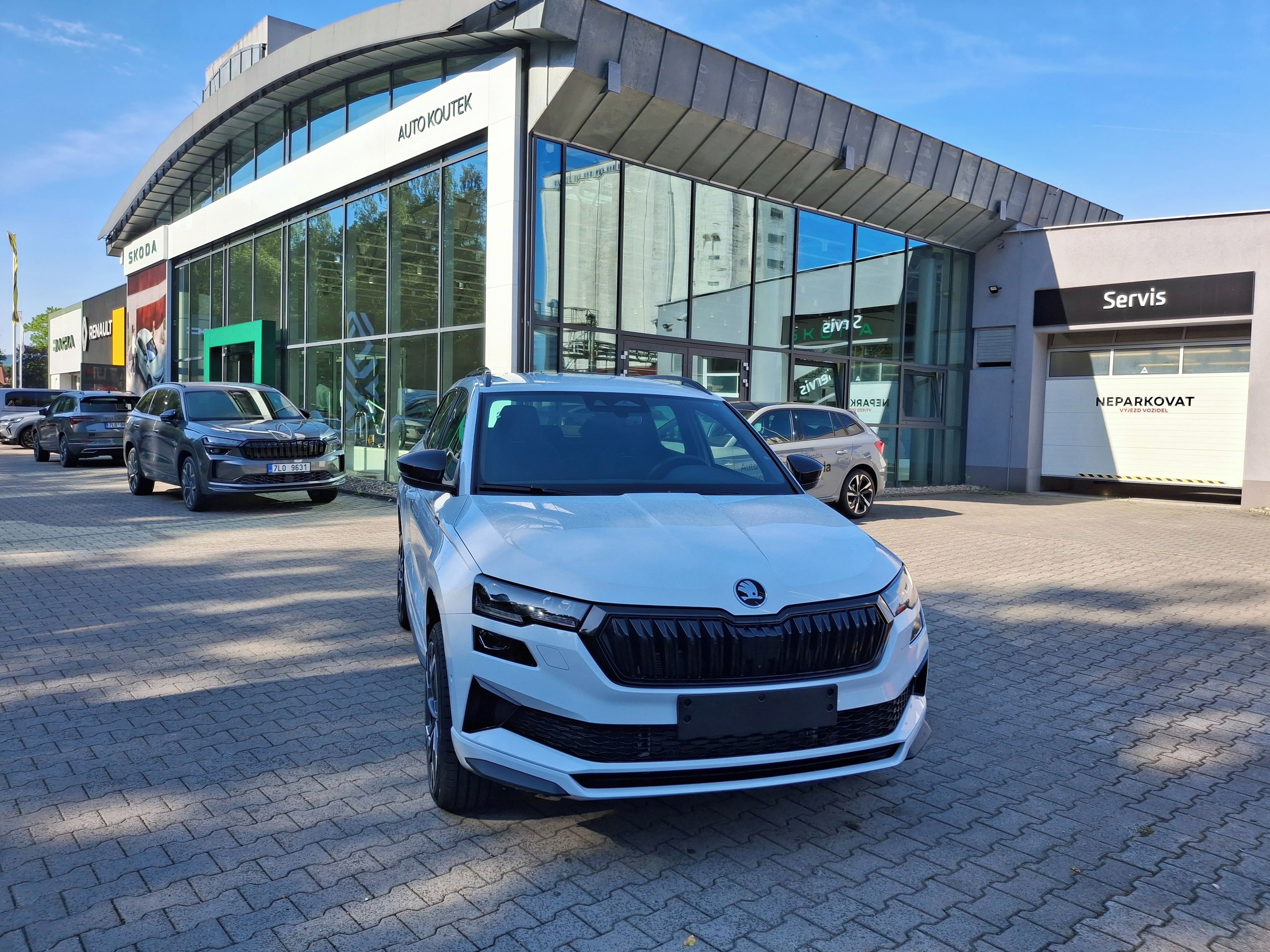 Škoda Karoq, Sportline 1,5 TSI 110 kW DSG - fotka 2