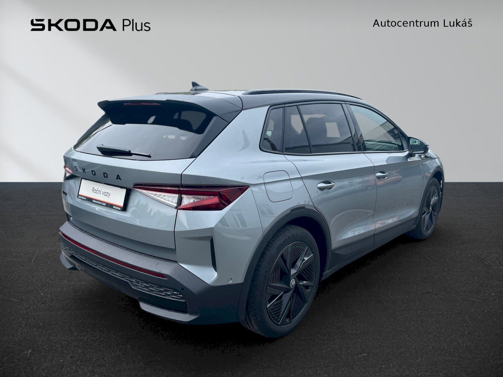 Škoda Elroq, ELROQ 84 KWH RS 250 KW 4X4 - fotka 2