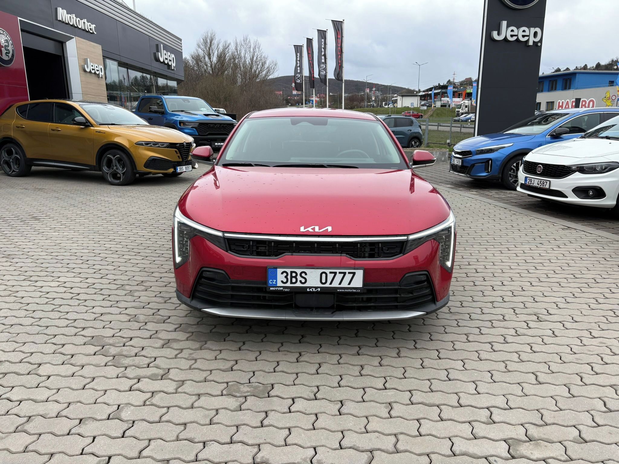 Kia K4, HB 1,6 T-GDi GPF 7DCT TOP 132 - fotka 2