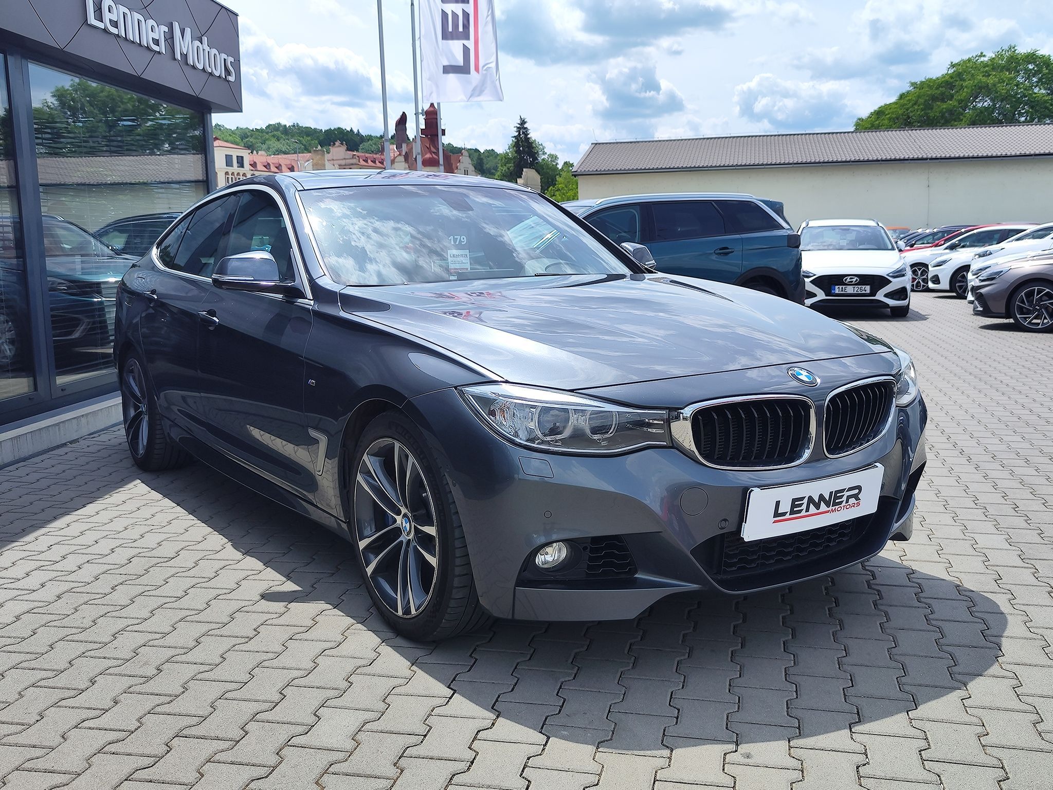BMW Řada 3, 335d/230kW GT M-Paket ČR - fotka 3