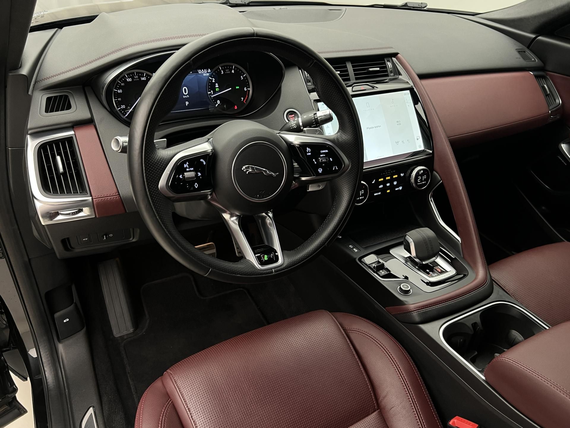 Jaguar E-Pace, P200 S AWD AUT CZ - fotka 4