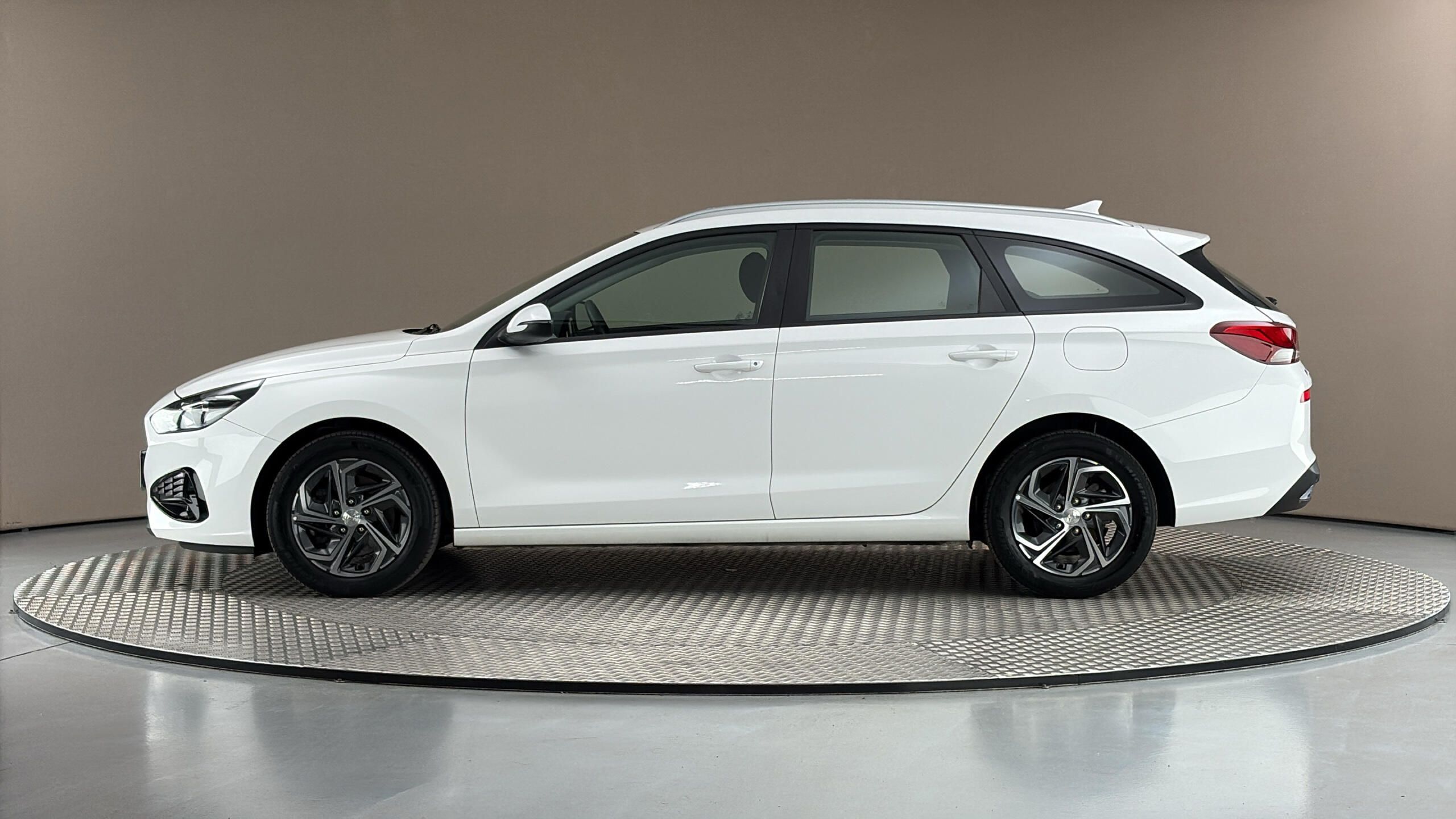Hyundai i30, 1.0 T-GDI Comfort Kombi - fotka 4