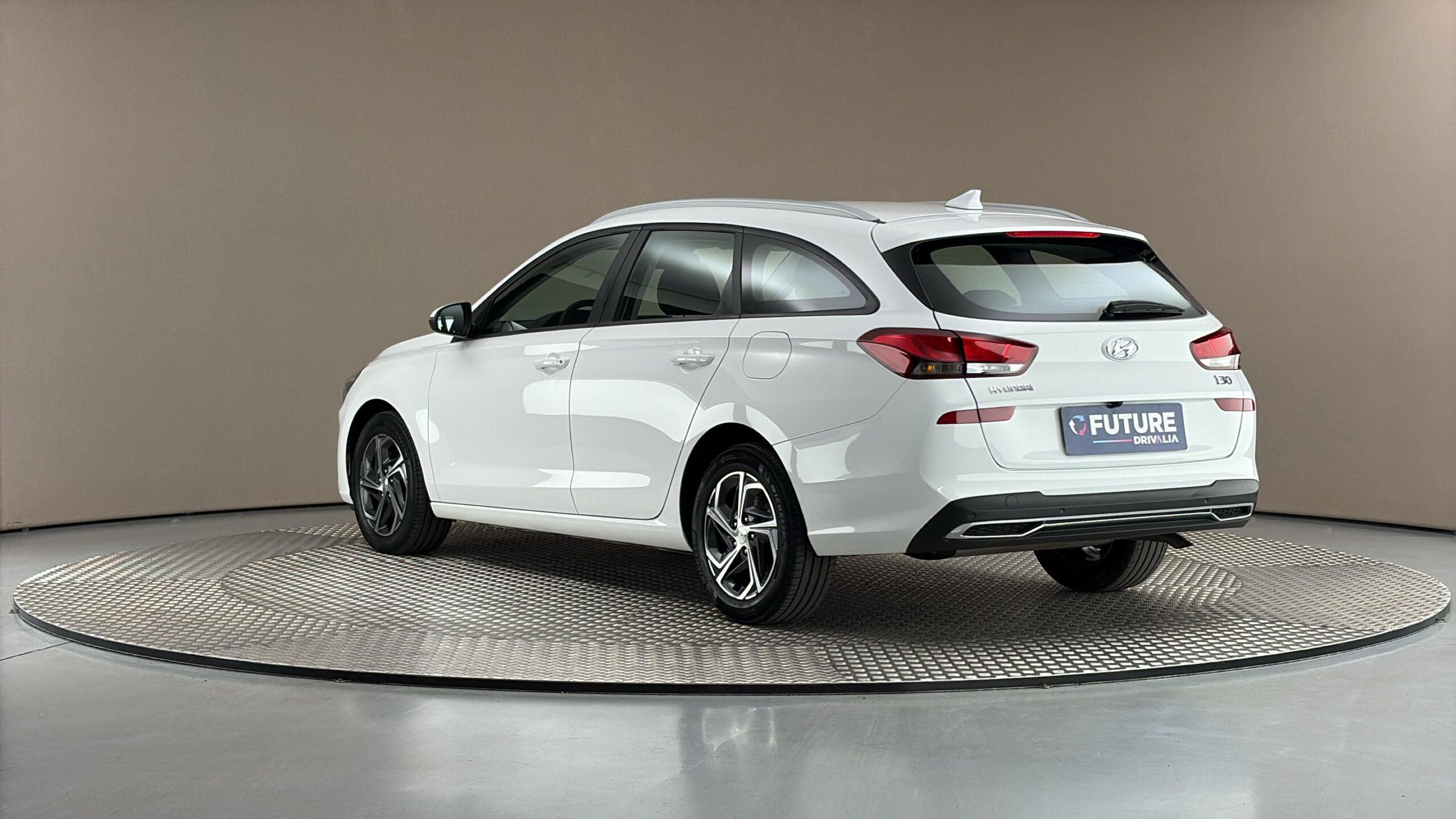 Hyundai i30, 1.0 T-GDI Comfort Kombi - fotka 2