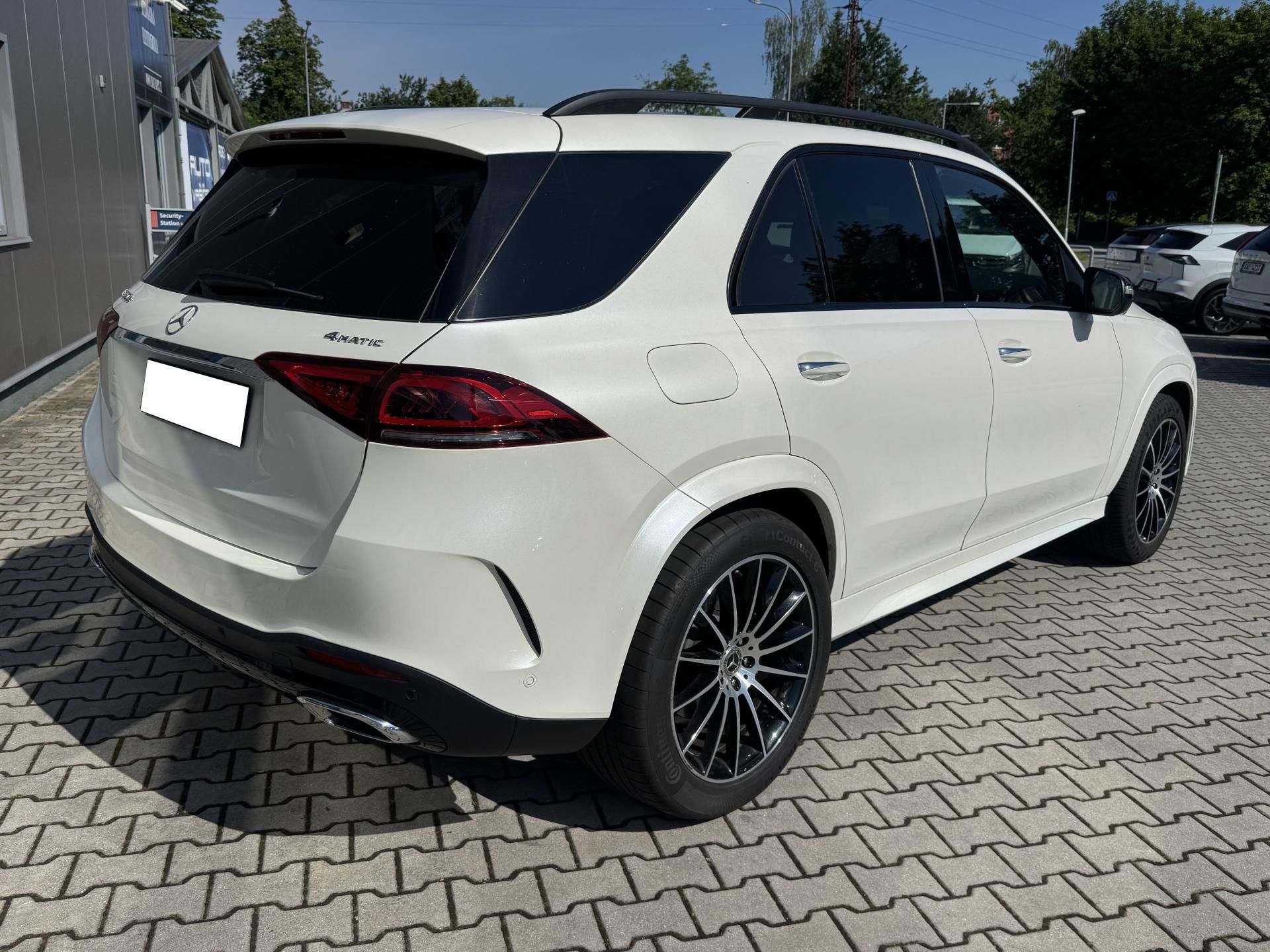Mercedes-Benz GLE, GLE 350e 4M AMG PANORAMA - fotka 5