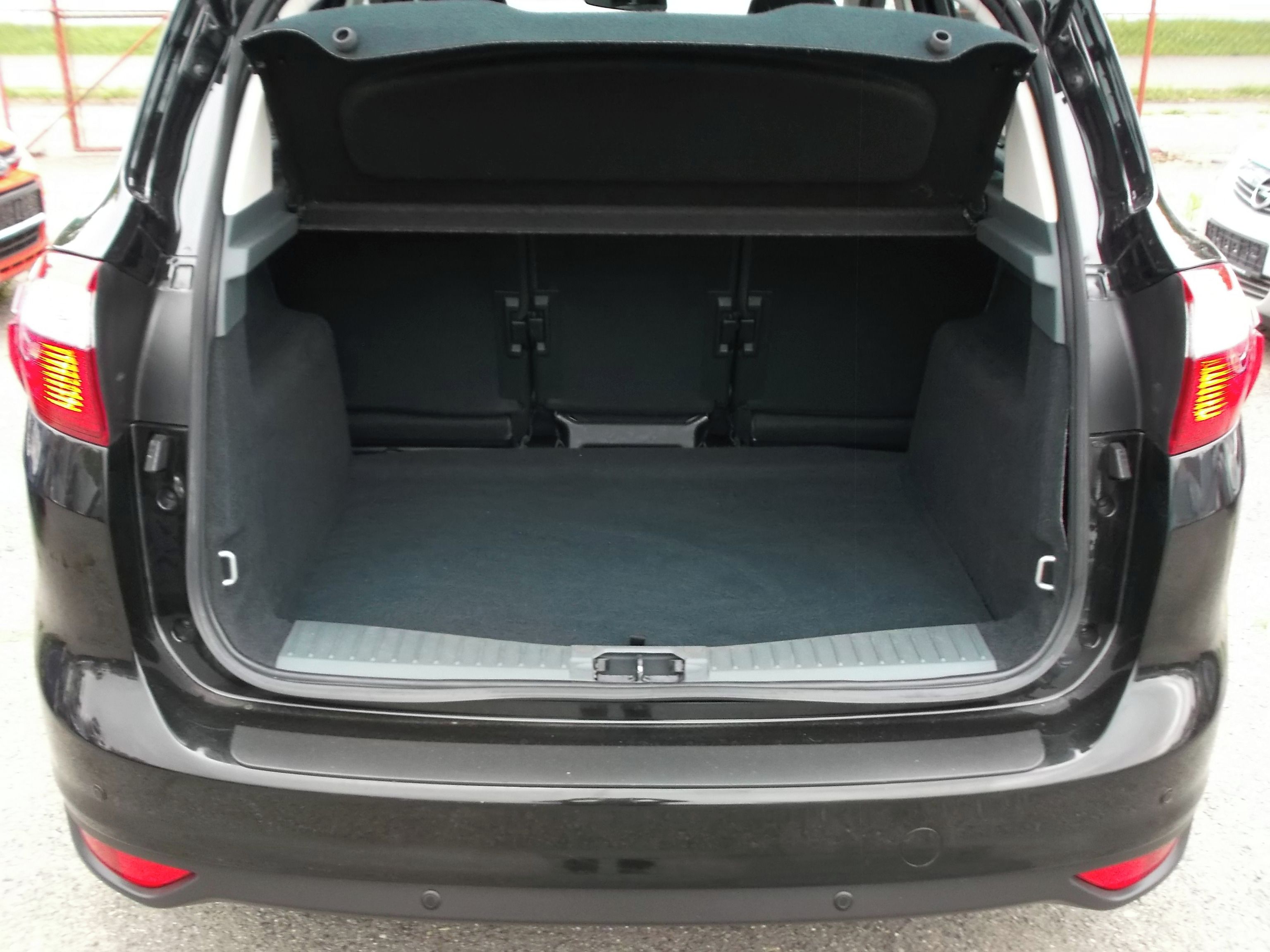 Ford C-MAX, 1,6 16V aut.klim,tempomat,PDC - fotka 5
