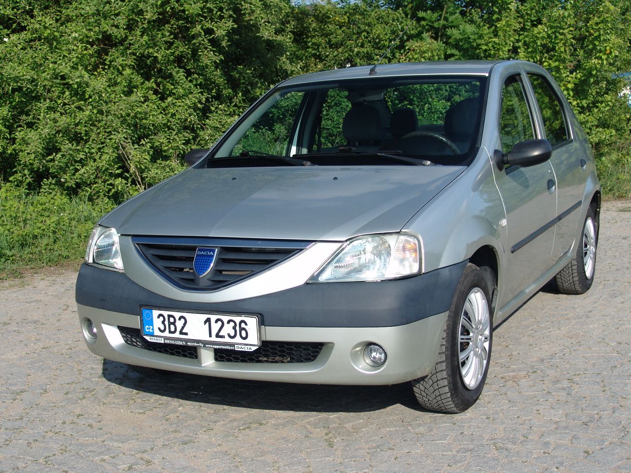 Dacia Logan, 1.6 MPi 64KW - fotka 5