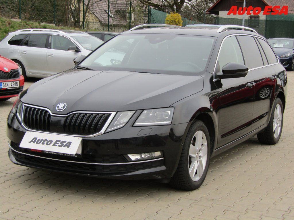 Škoda Octavia, 1.6 TDi,DSG - fotka 3