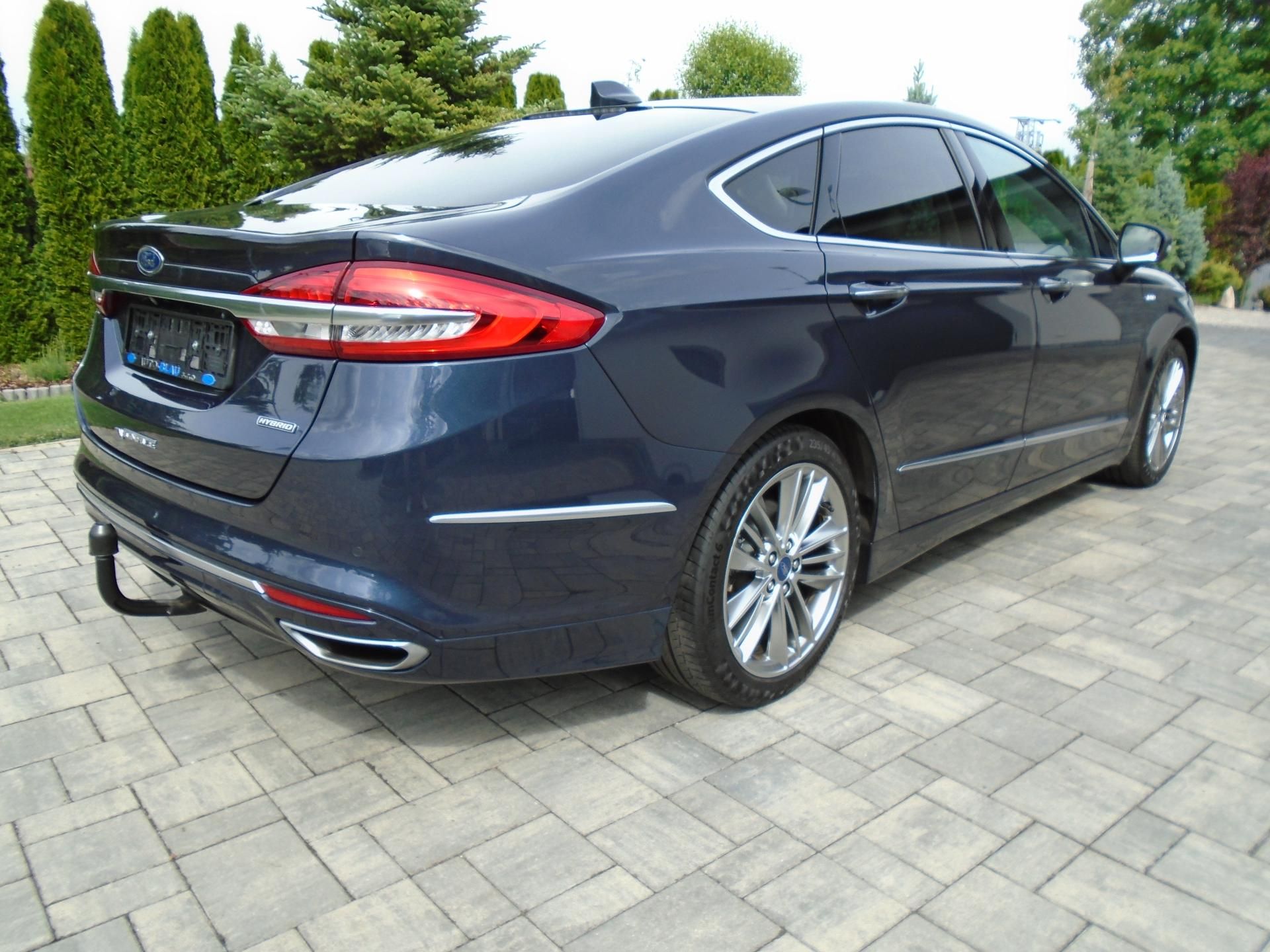 Ford Mondeo, 2.0HYBRID 187PS VIGNALE ecvT - fotka 4