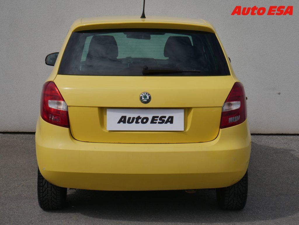 Škoda Fabia, 1.2 HTP,ČR - fotka 5