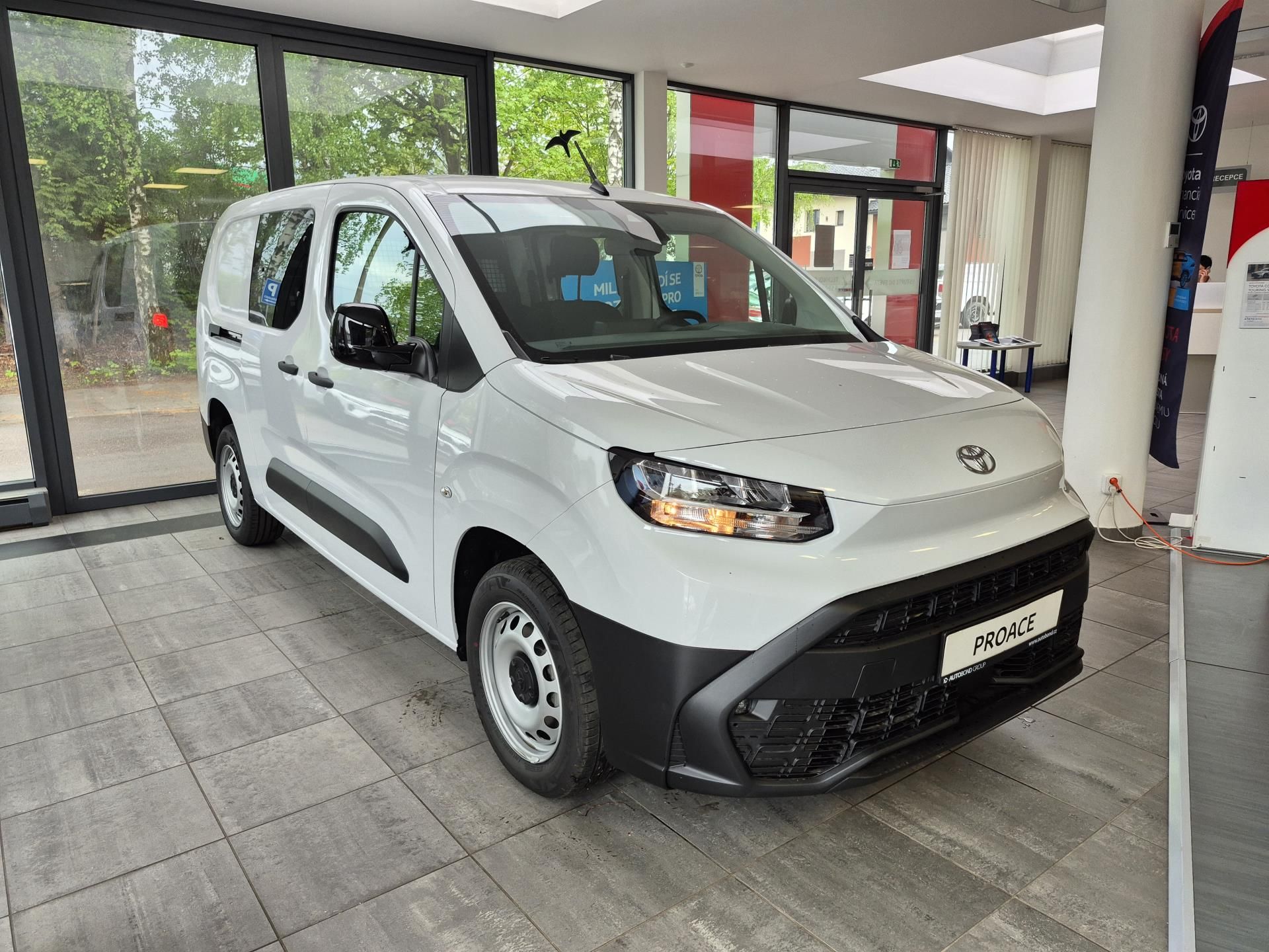 Toyota Proace City, CrewCab Long, 1.5L Diesel (130
