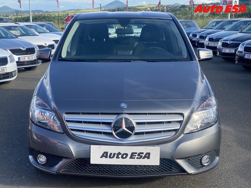 Mercedes-Benz Třídy B, 1.6 i B180,Navi,kamera - fotka 2