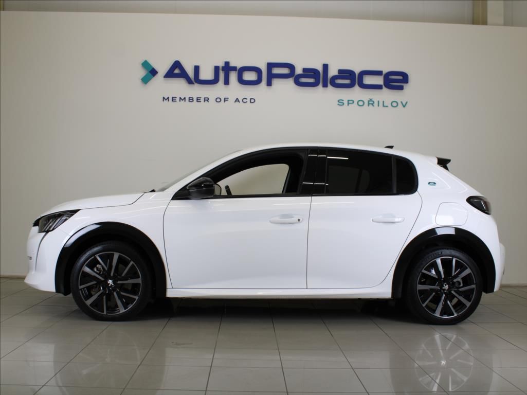 Peugeot 208, 150kW GT-line 4050km! - fotka 5