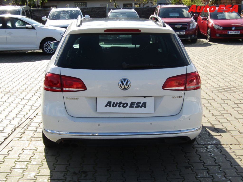 Volkswagen Passat, 2.0 TSi,autoAC - fotka 5