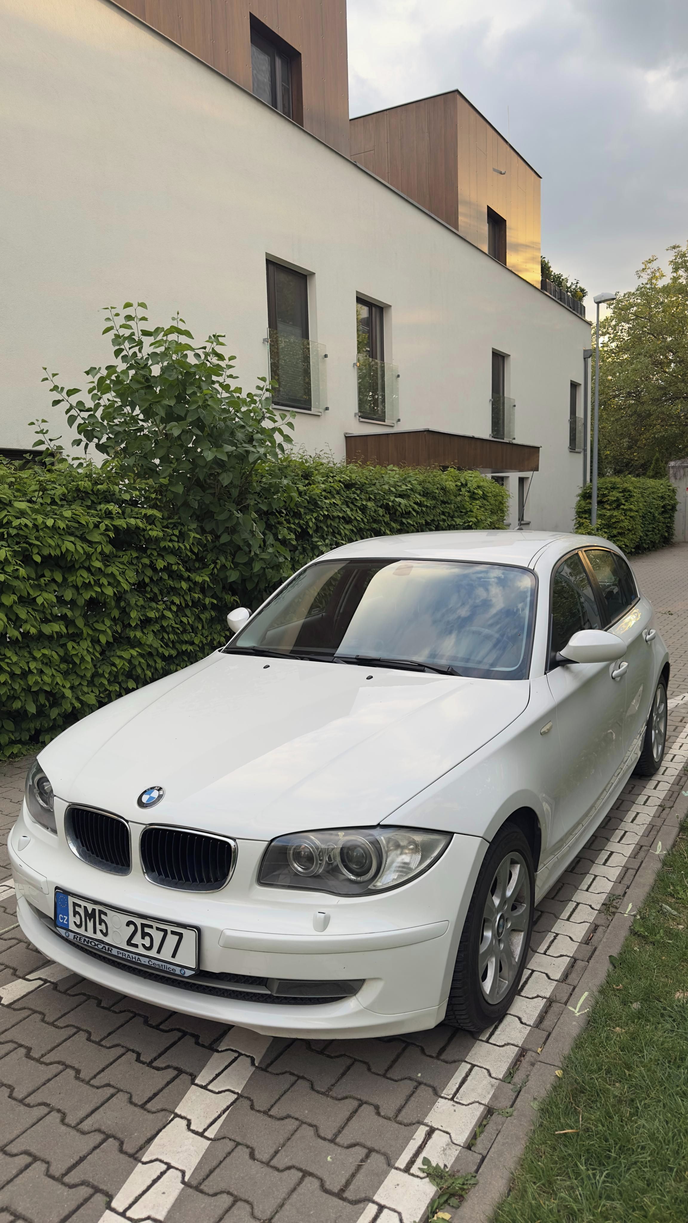BMW Řada 1, BMW 116i (E87) | 85 kW | 2008 - fotka 3