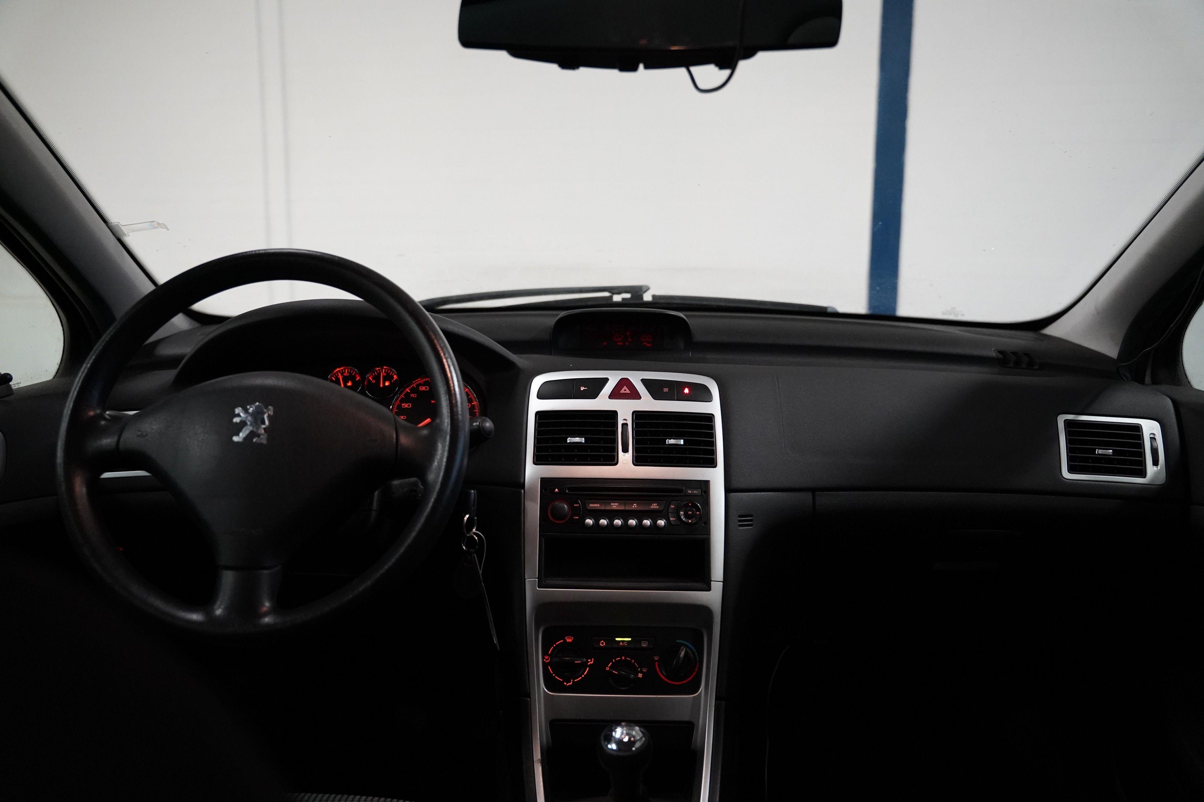 Peugeot 307, 1.6 VTI 80 kW - fotka 5