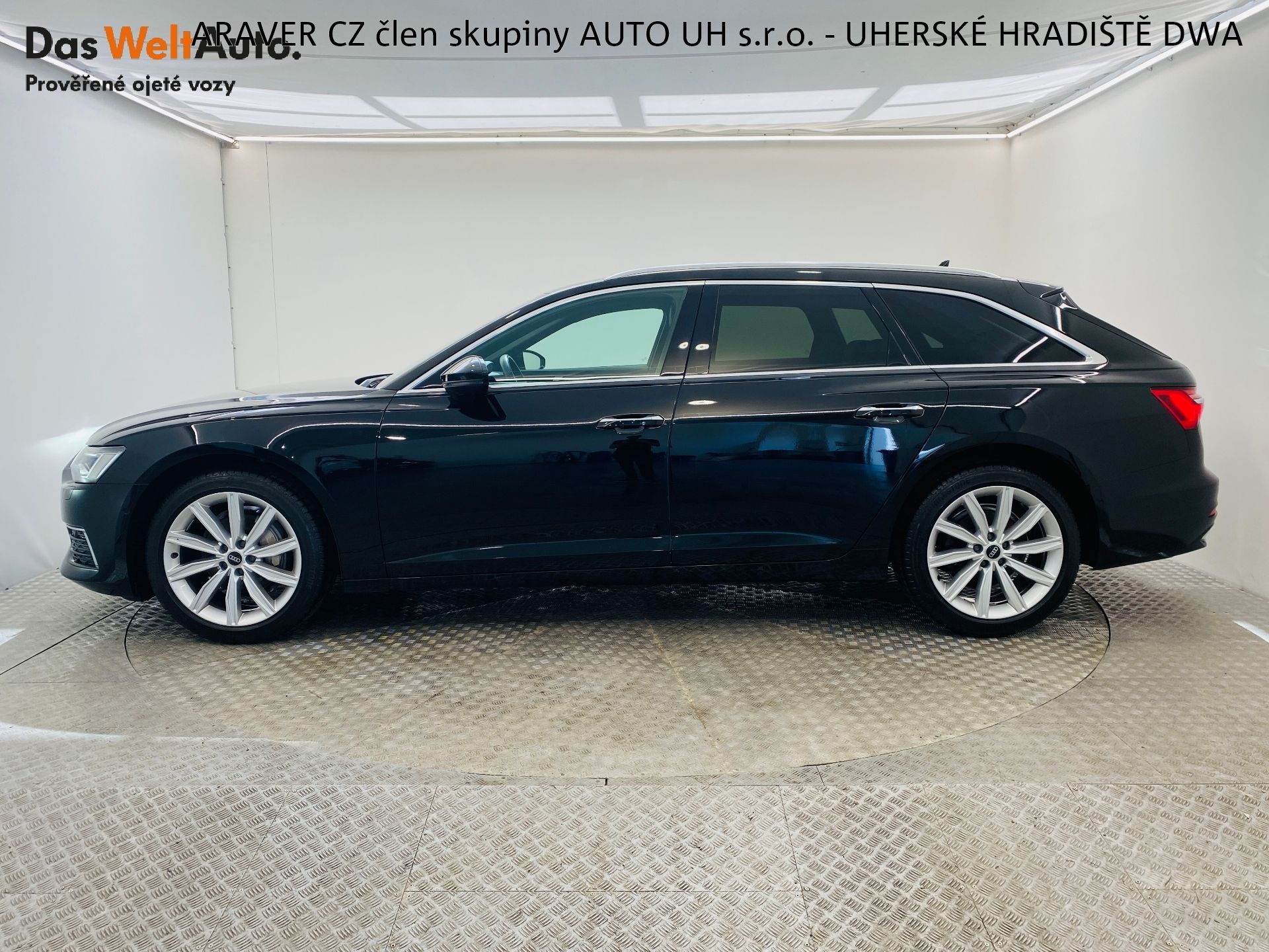 Audi A6, 40 TDI  Avant Sport - fotka 3