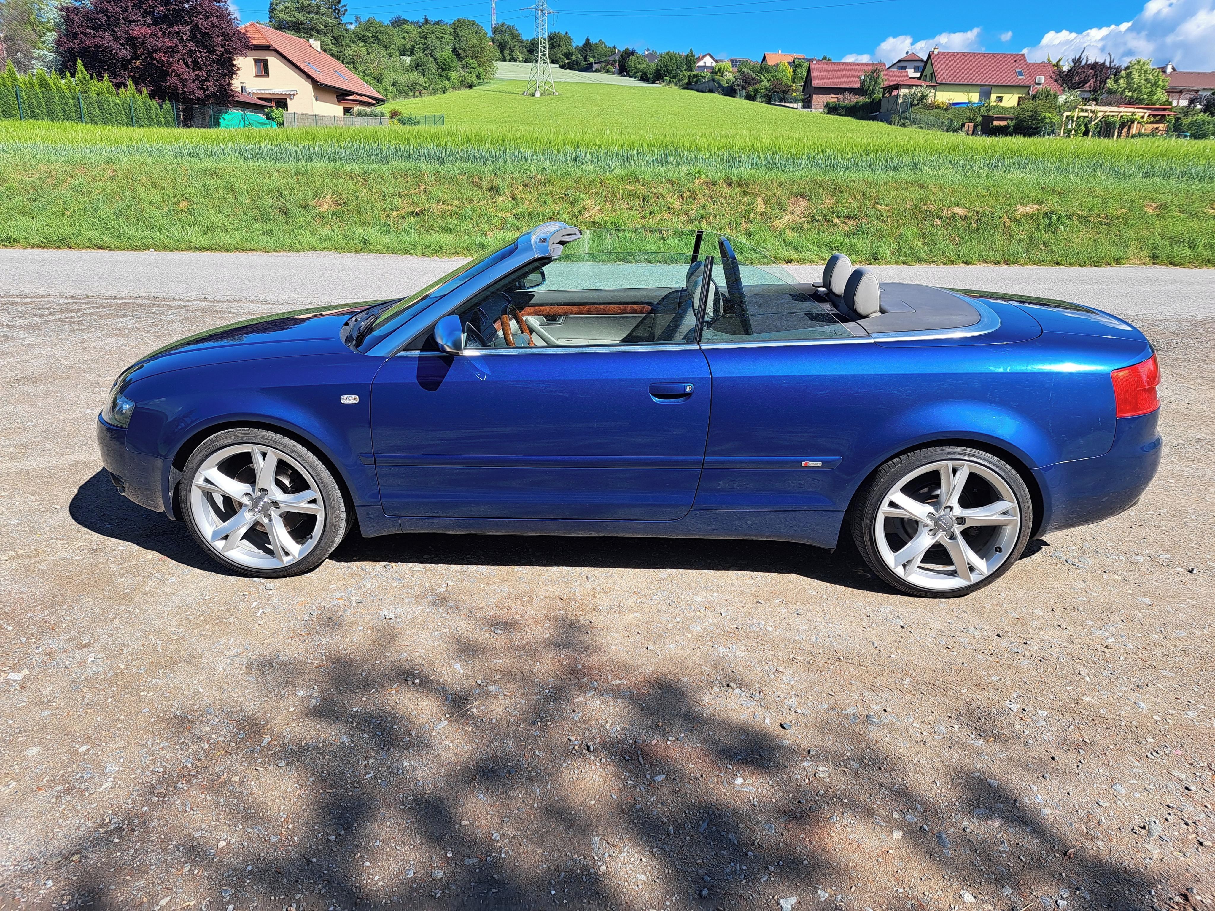 Audi A4, 3.0 V6, MANUÁL, TAŽNÉ, TOP!