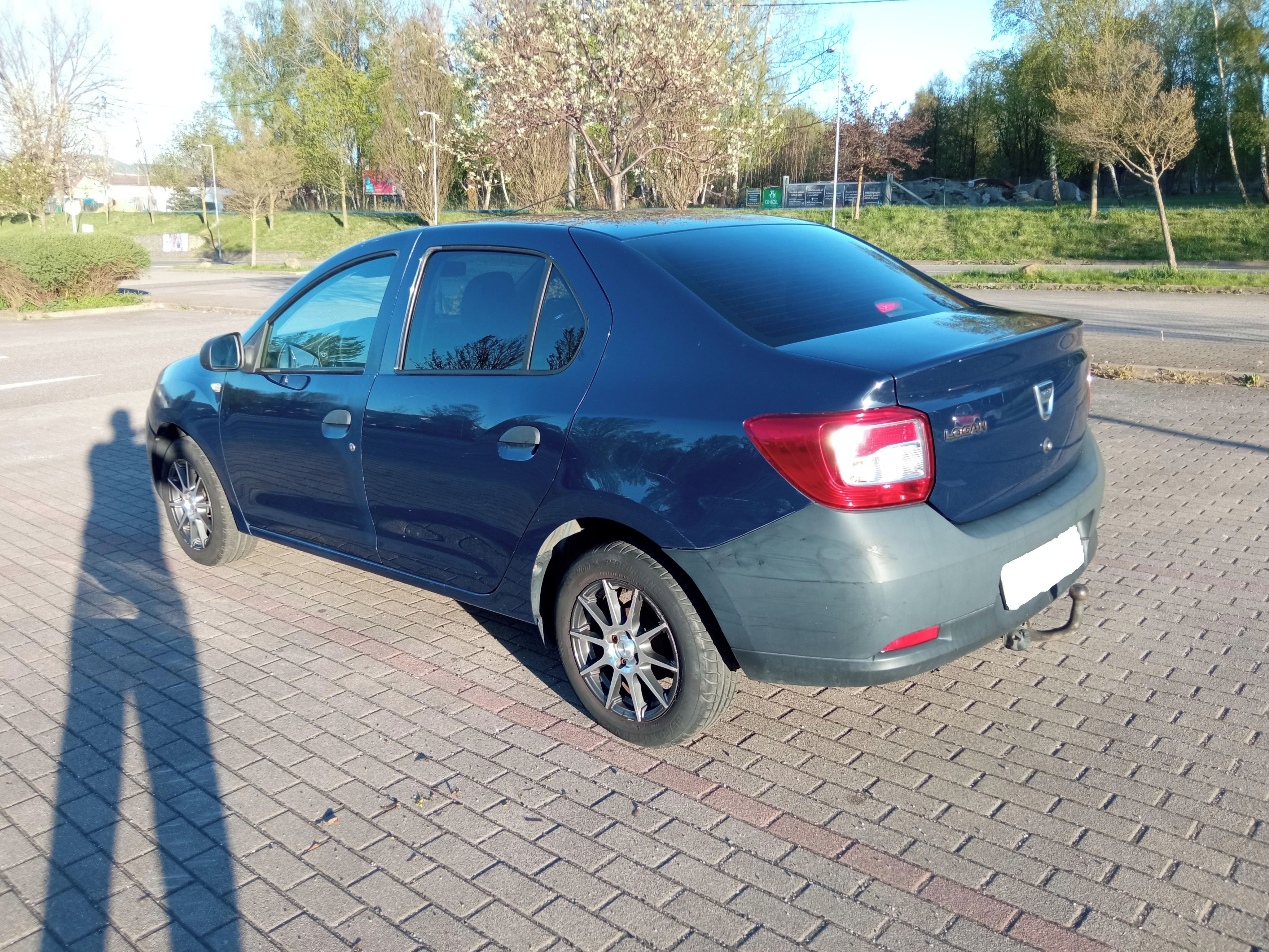 Dacia Logan, 1.2 i 16V - fotka 3