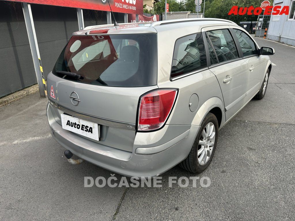 Opel Astra, 1.8 i - fotka 2
