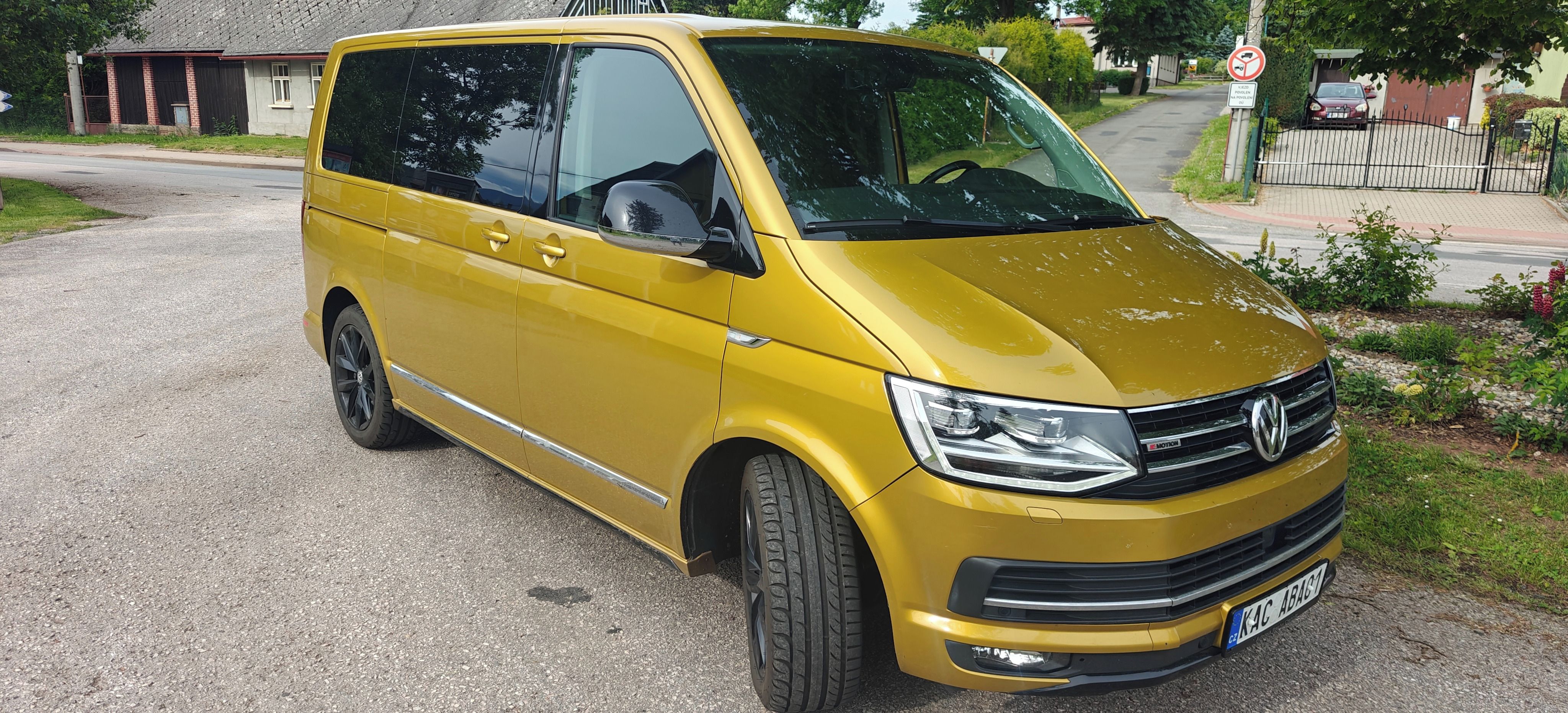 Volkswagen Multivan, 4x4 TOP STAV A VÝBAVA - fotka 6