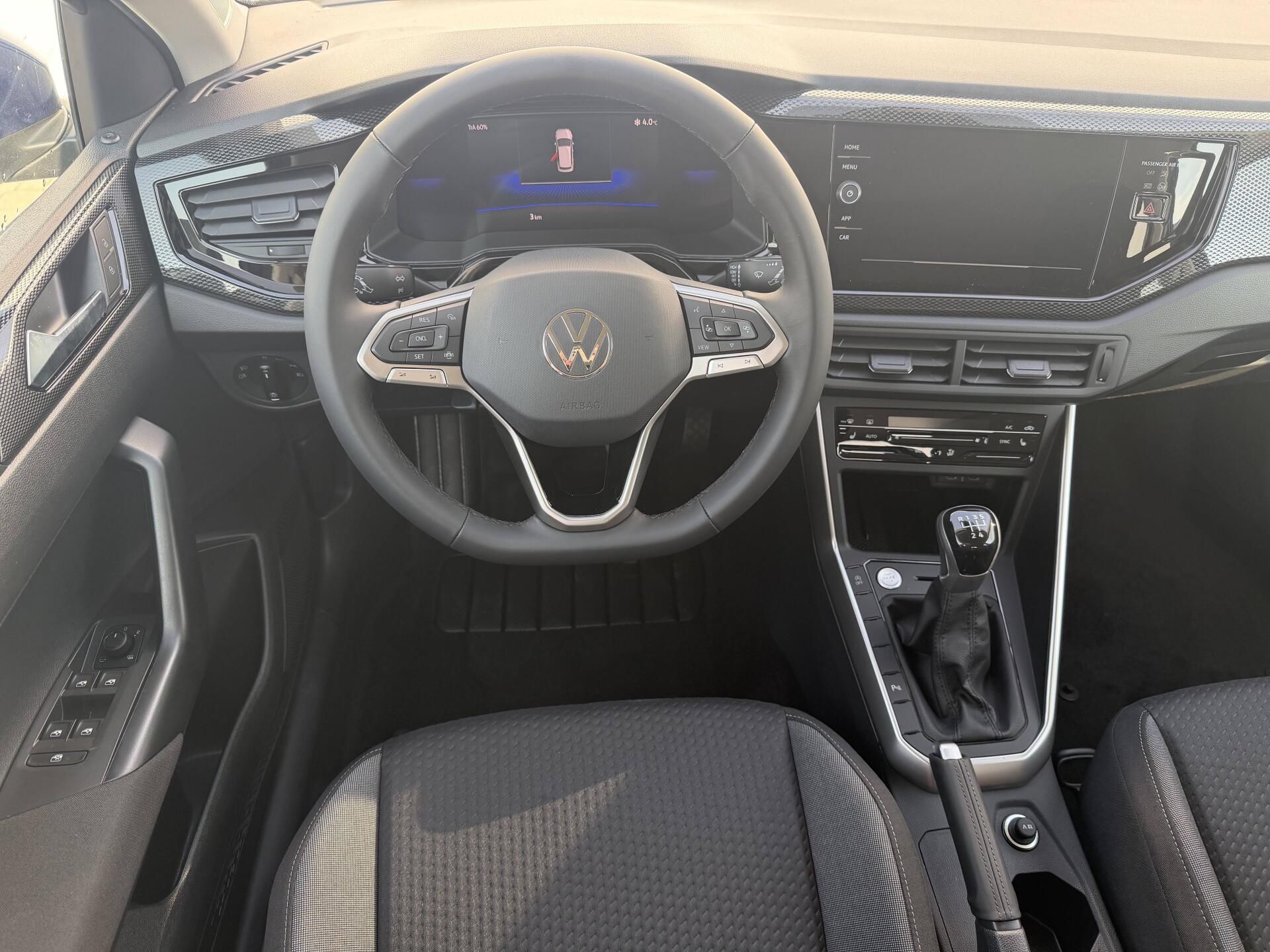 Volkswagen Taigo, People 5G 1,0TSI - fotka 6
