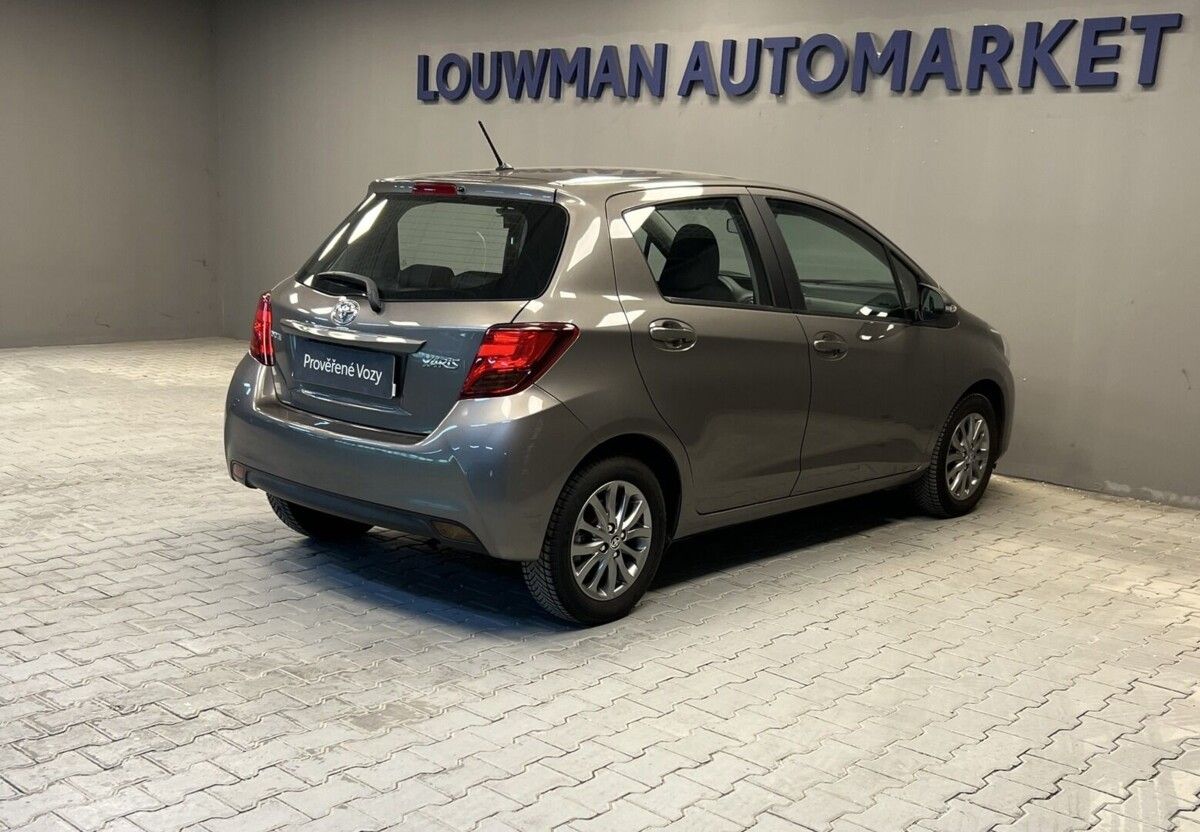 Toyota Yaris, 1,3 VVTi Active Trend - fotka 3