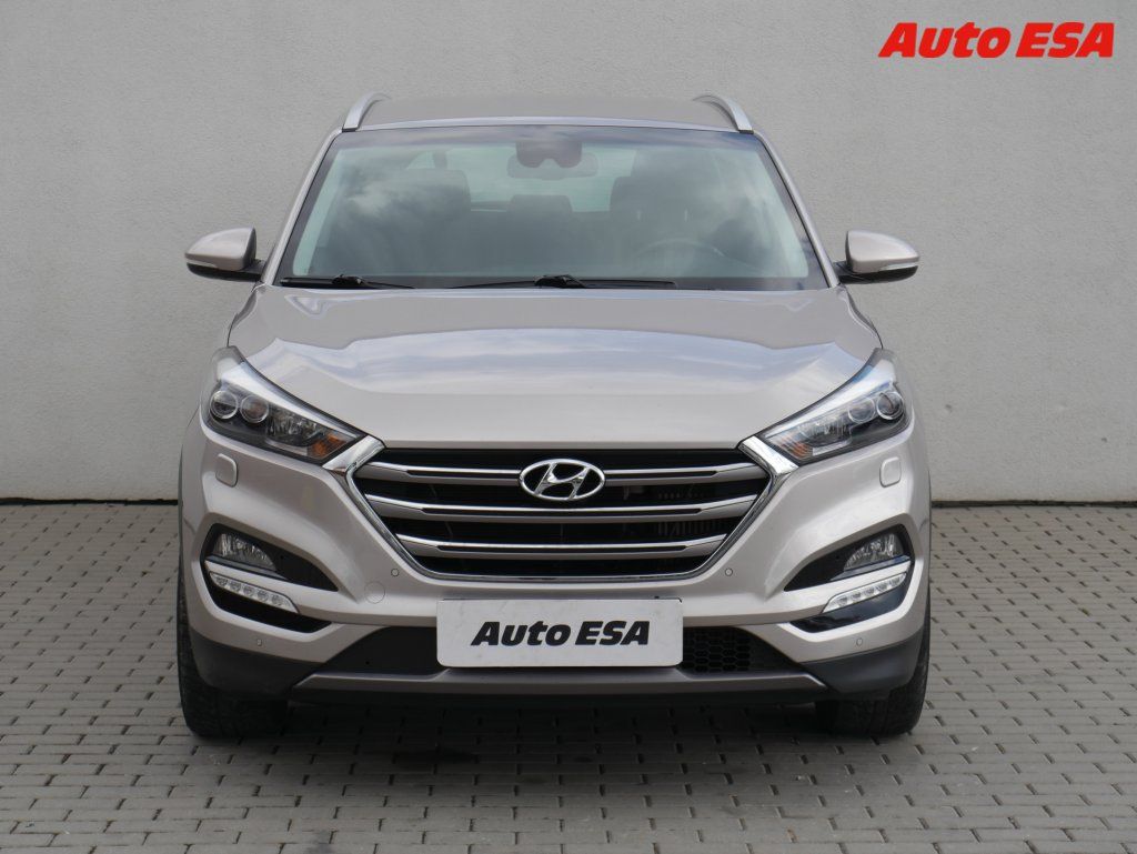 Hyundai Tucson, 2.0CRDi 4x4,1.maj,ČR - fotka 2