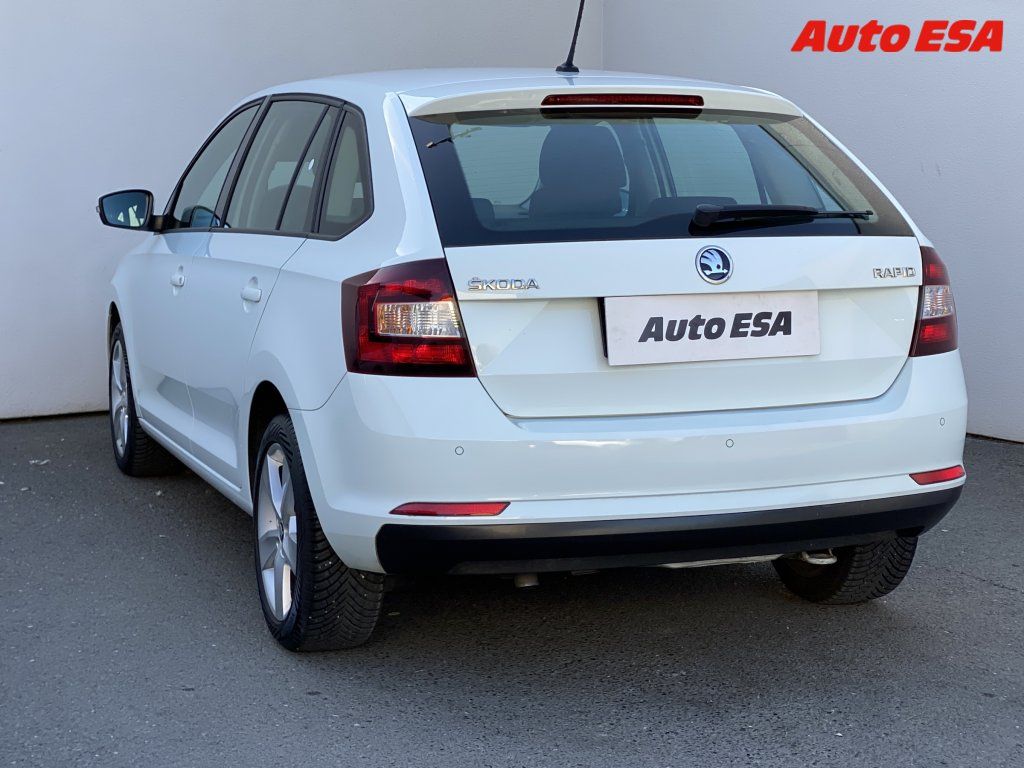 Škoda Rapid, 1.0 Tsi Spaceback - fotka 6