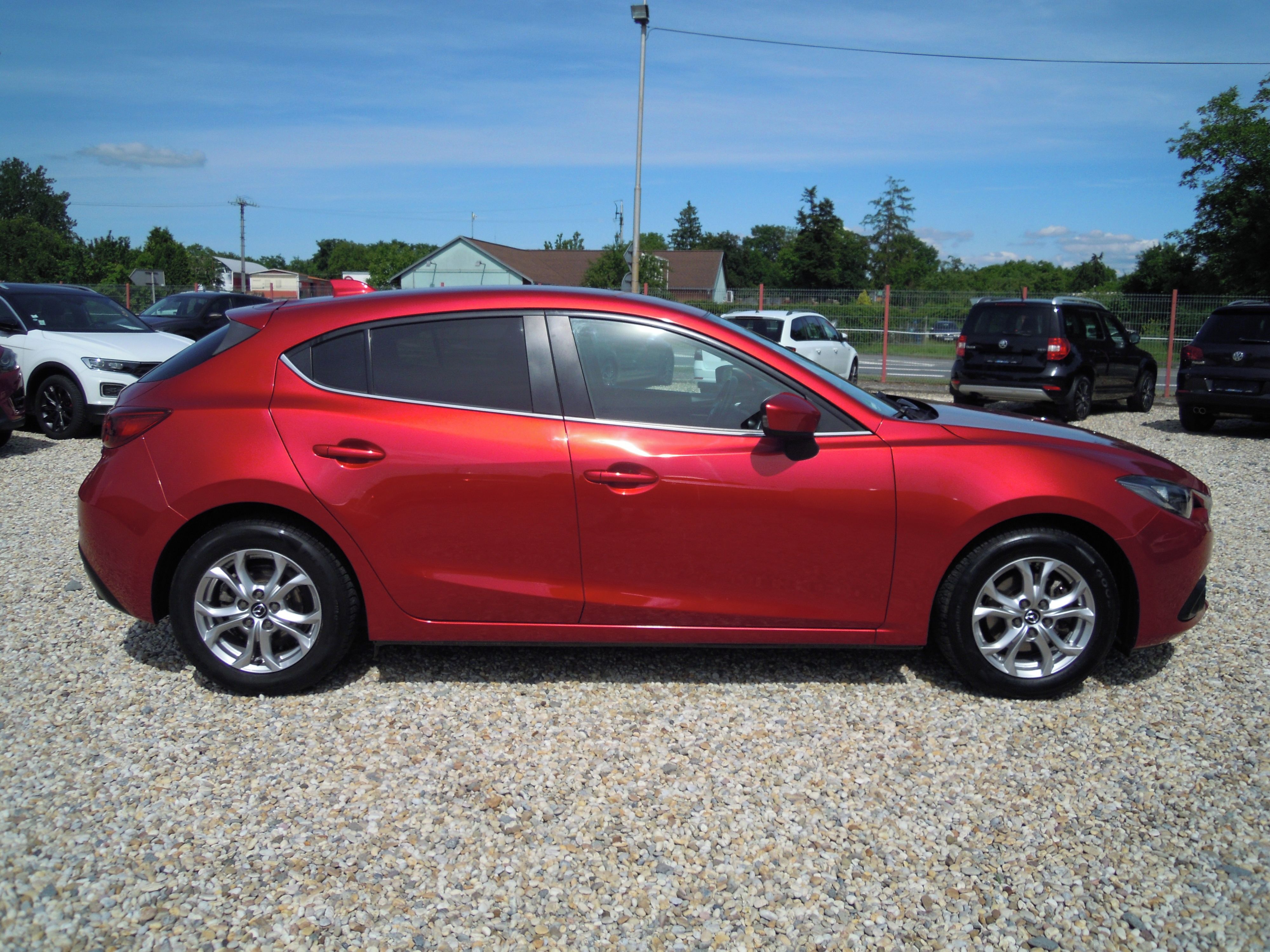 Mazda 3, 2.0i SKYACTIV-SERVIS-ORIG.KM - fotka 6