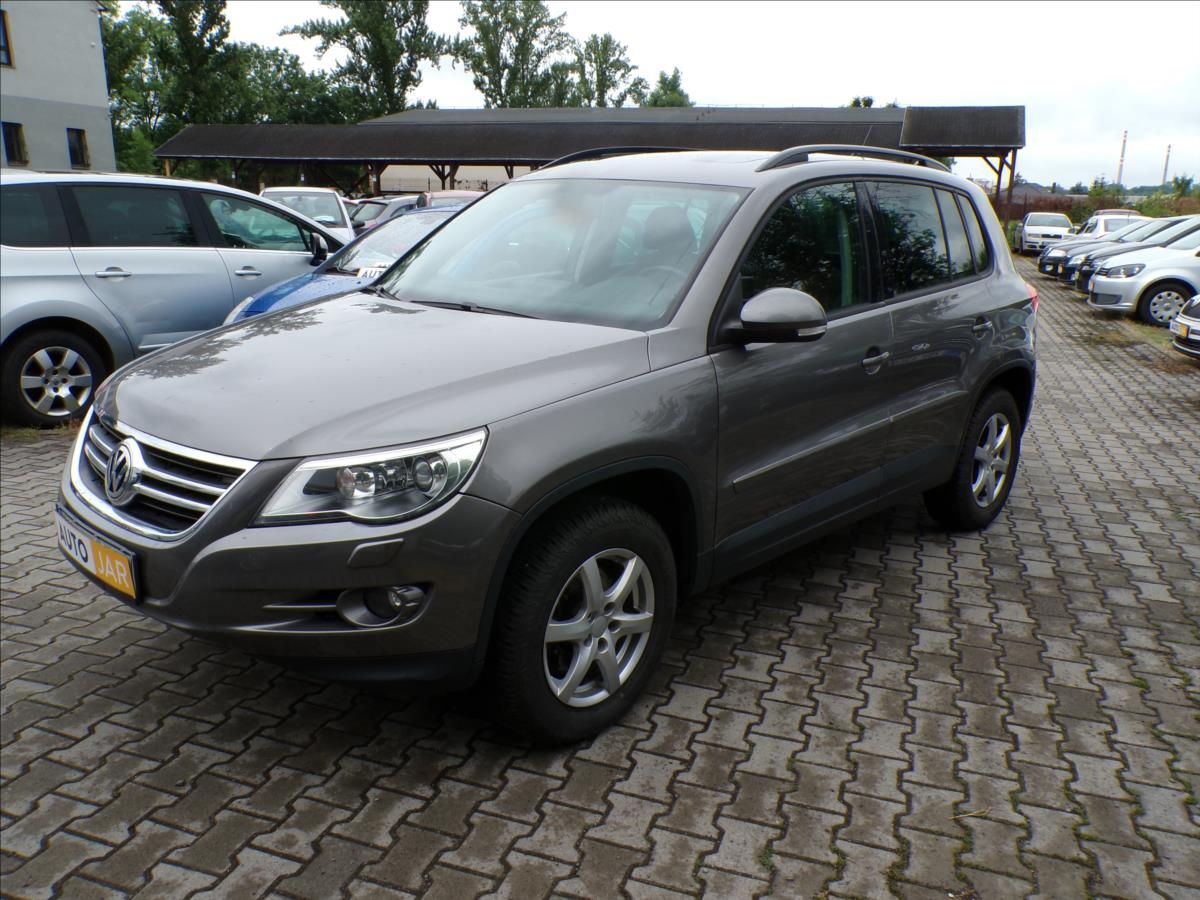 Volkswagen Tiguan, 2,0 TDI  4MOTION,TAŽ.ZAŘ. - fotka 3