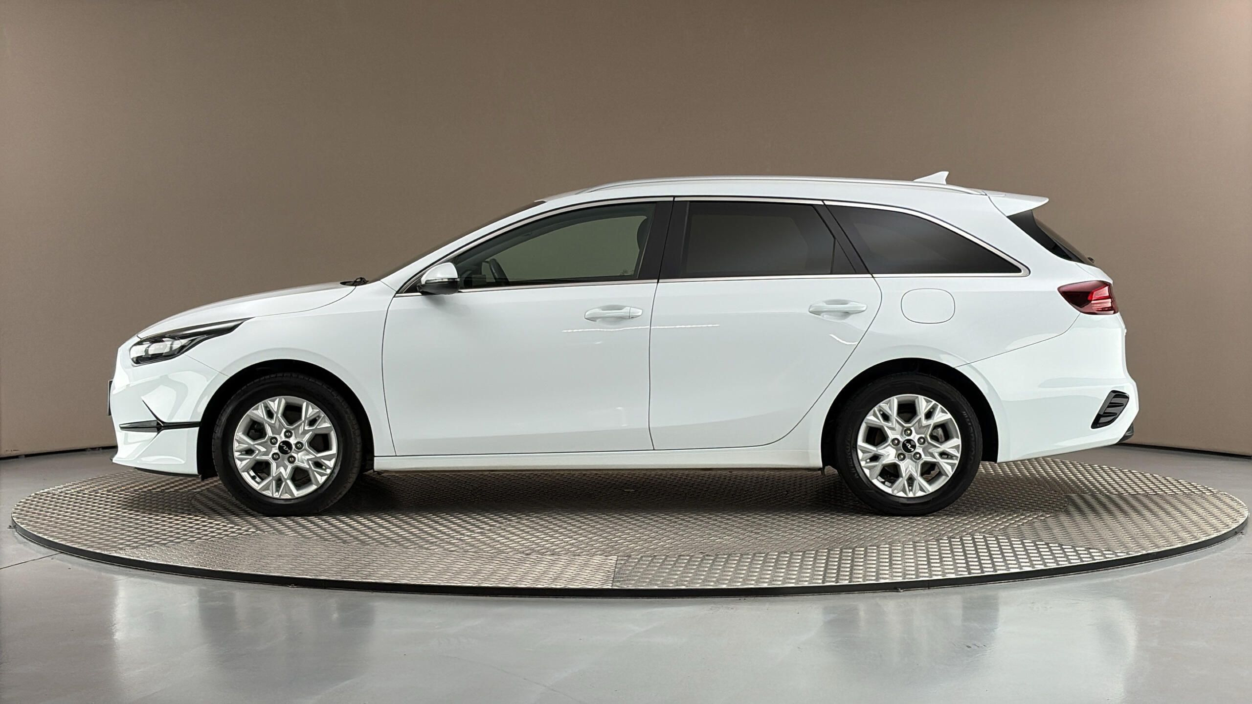 Kia Cee´d, 1.6 CRDI Top - fotka 4