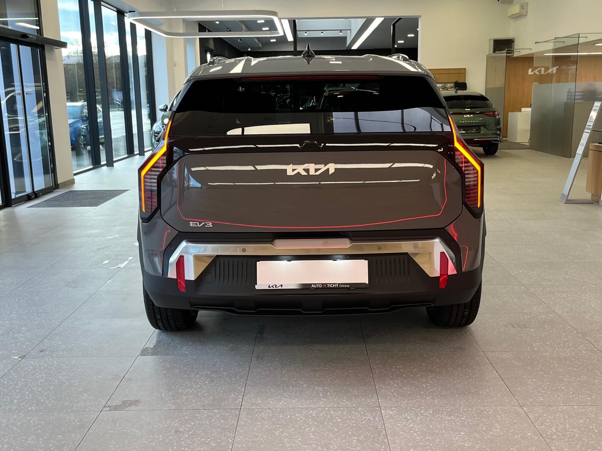 Kia EV3, EARTH 81,4 kWh, ADAS+V2L - fotka 6