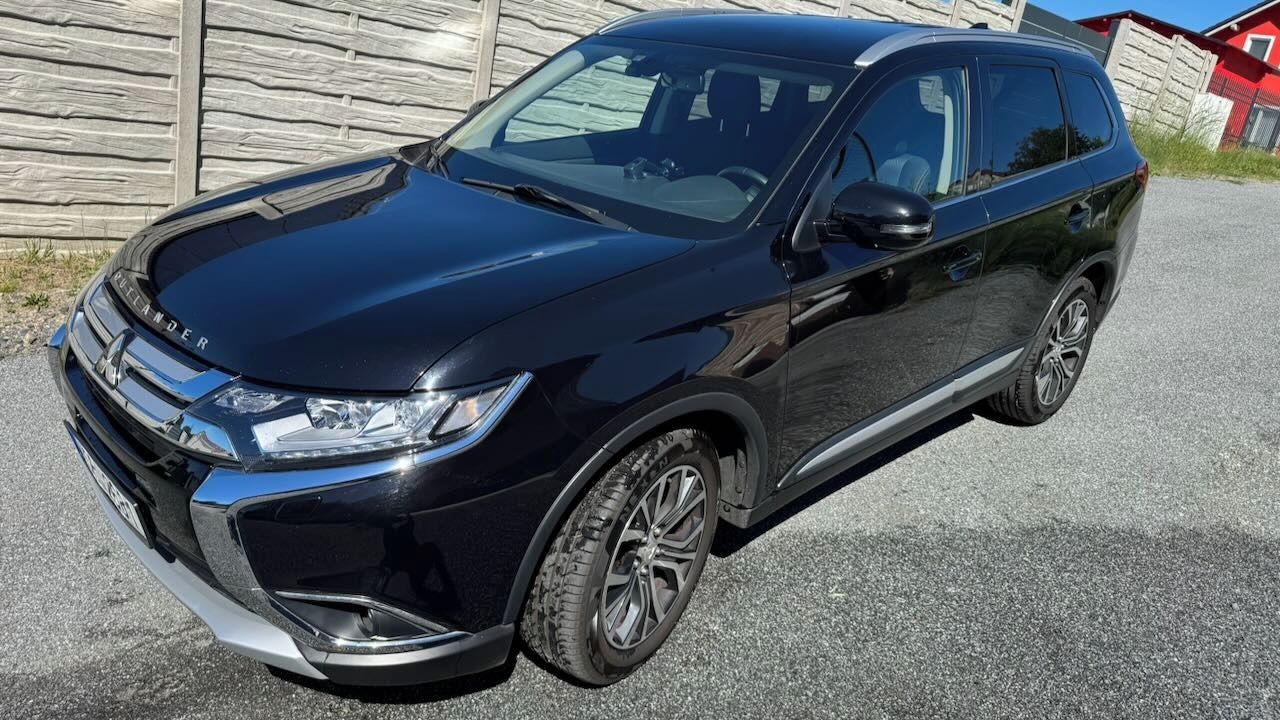 Mitsubishi Outlander, 2.2 DI-D, 4x4, Manuál, Tažné