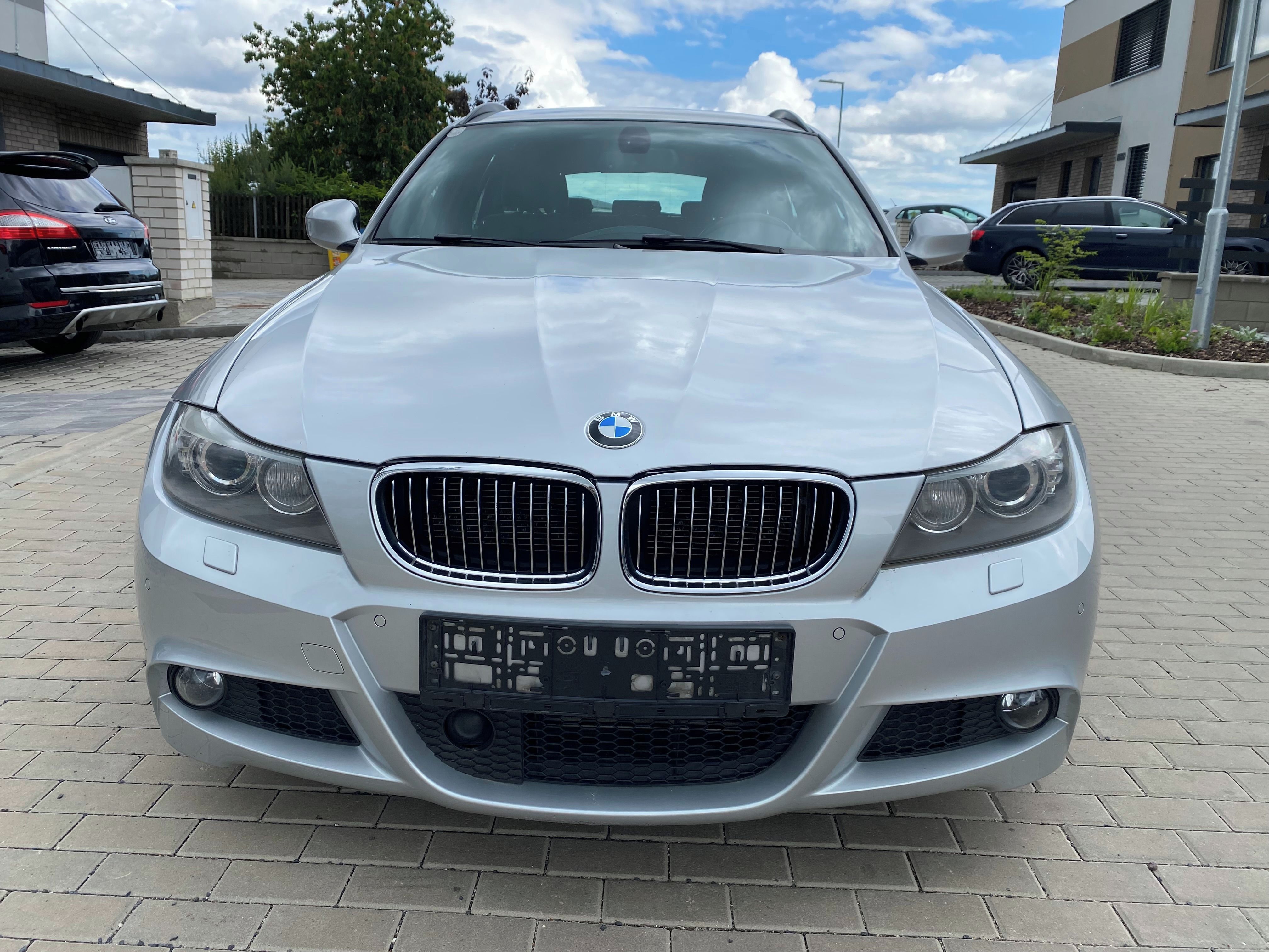 BMW Řada 3, 325d, 150kW, M-paket, nová STK - fotka 4