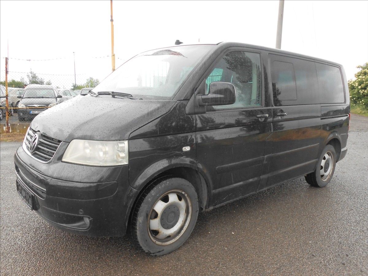 Volkswagen Multivan, 2,5 96 kw 7 Míst Serviska - fotka 2