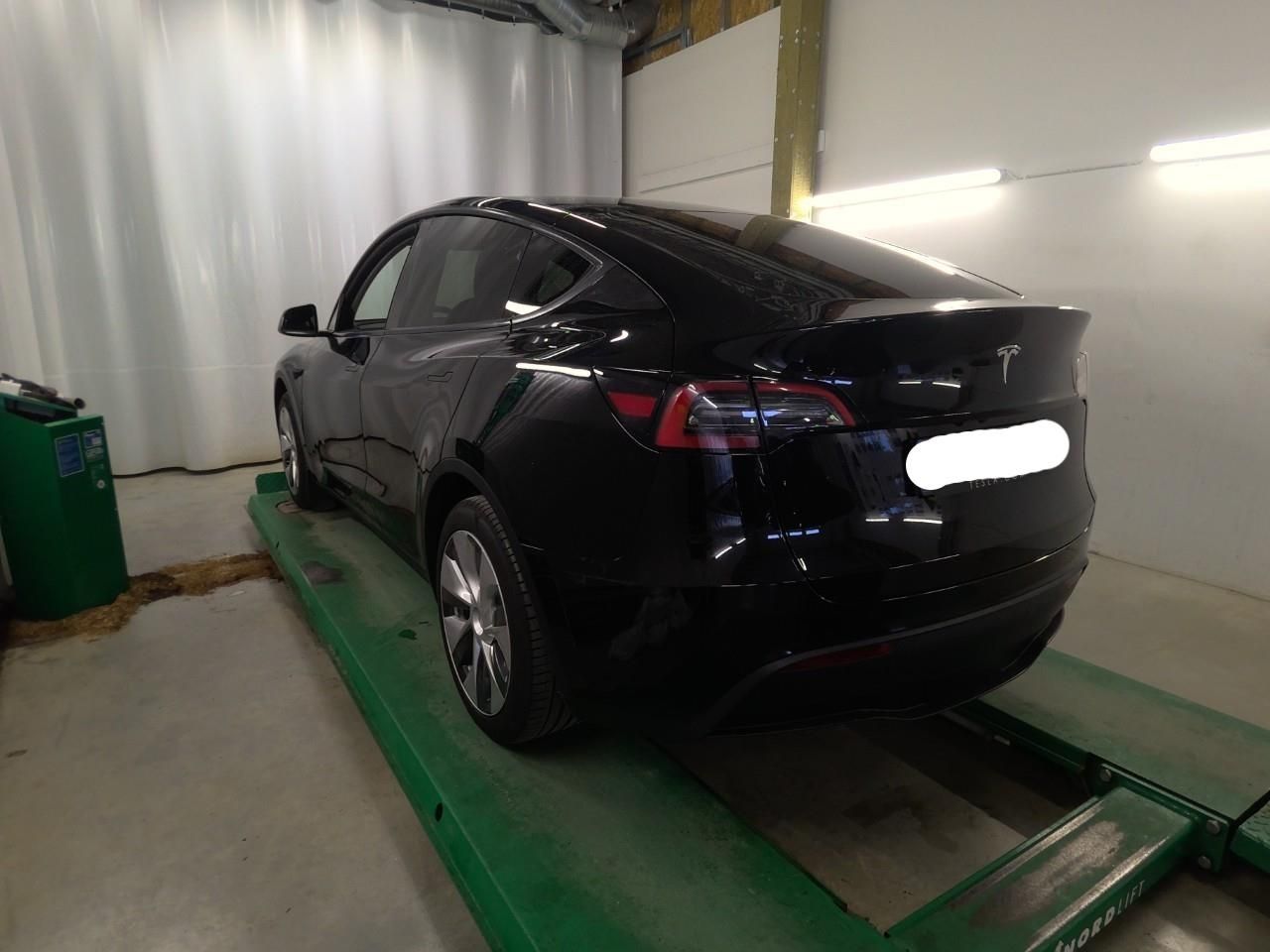 Tesla Model Y, RWD LED ACC       PŘIPRAVUJEME - fotka 3