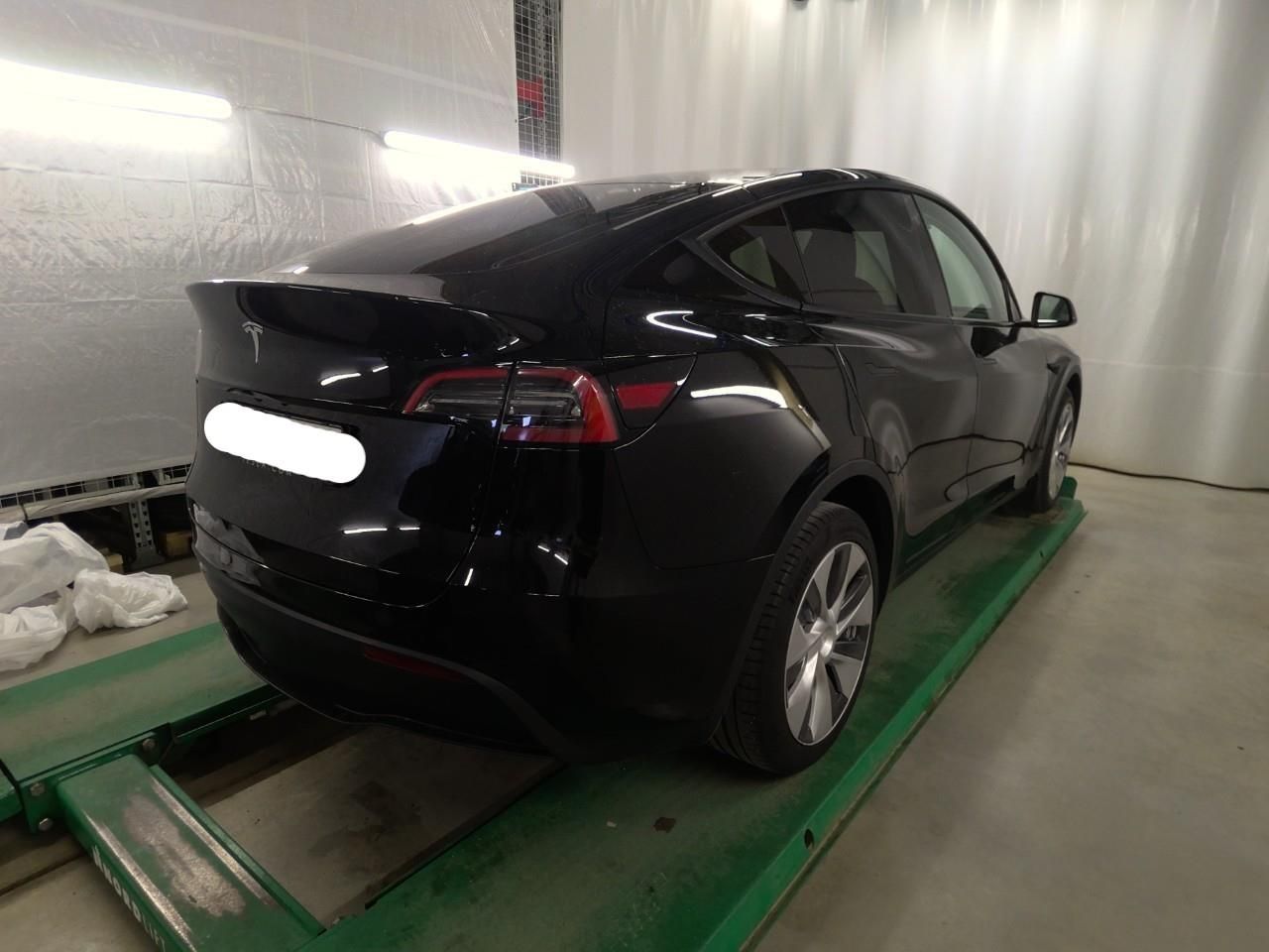 Tesla Model Y, RWD LED ACC       PŘIPRAVUJEME - fotka 4